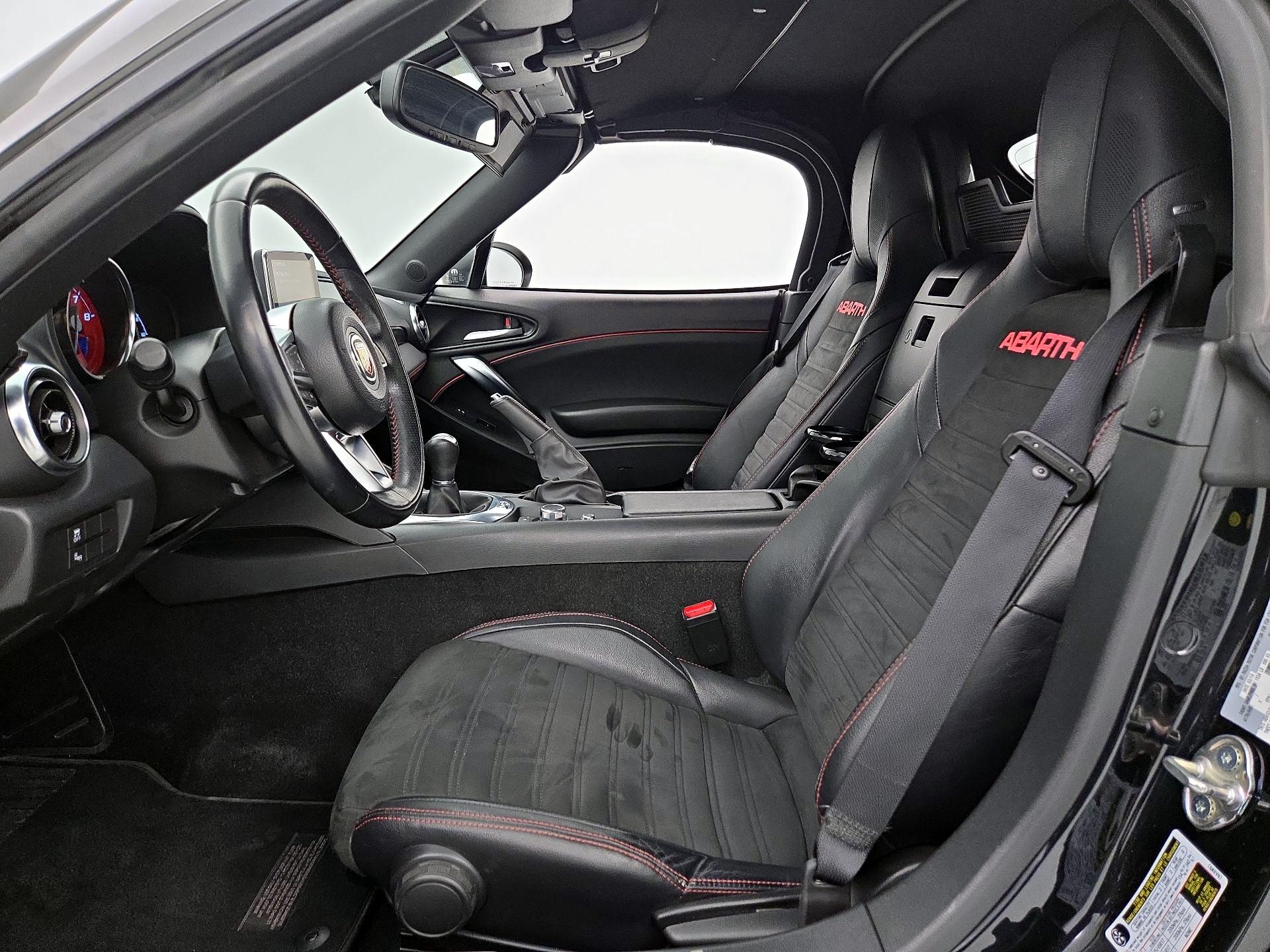 Thumbnail: 2019 Fiat 124 Spider - 11