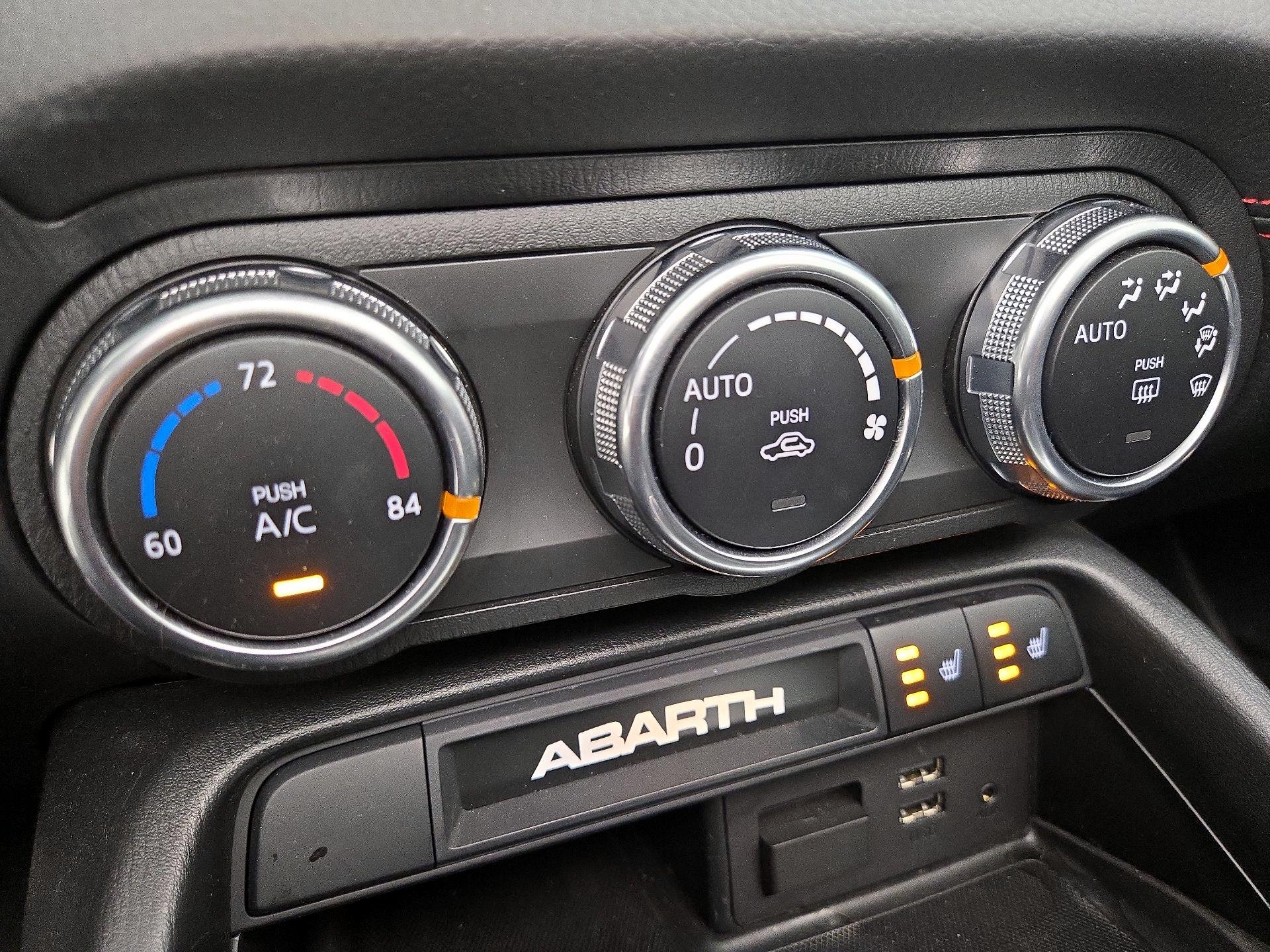 Thumbnail: 2019 Fiat 124 Spider - 16