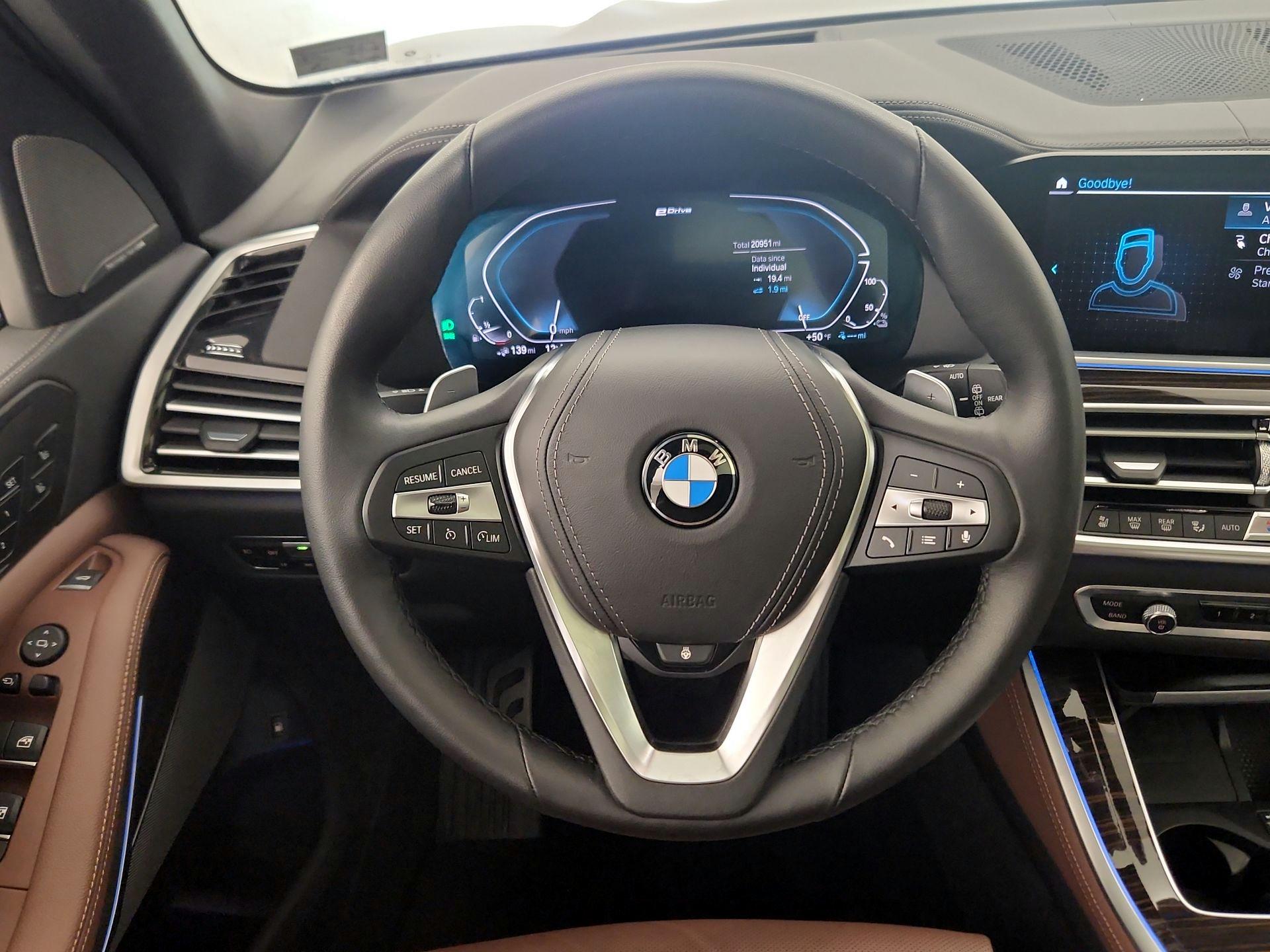 Thumbnail: 2021 BMW X5 - 10