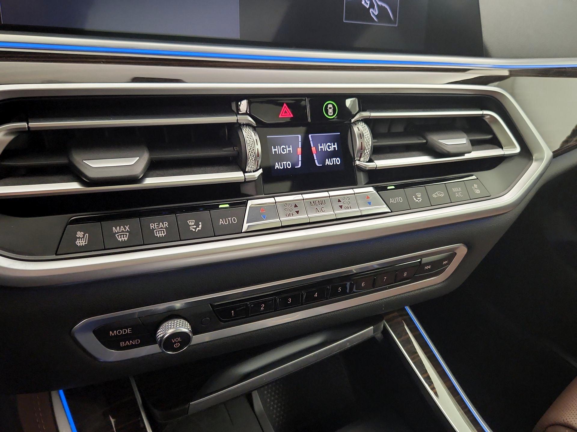 Thumbnail: 2021 BMW X5 - 17