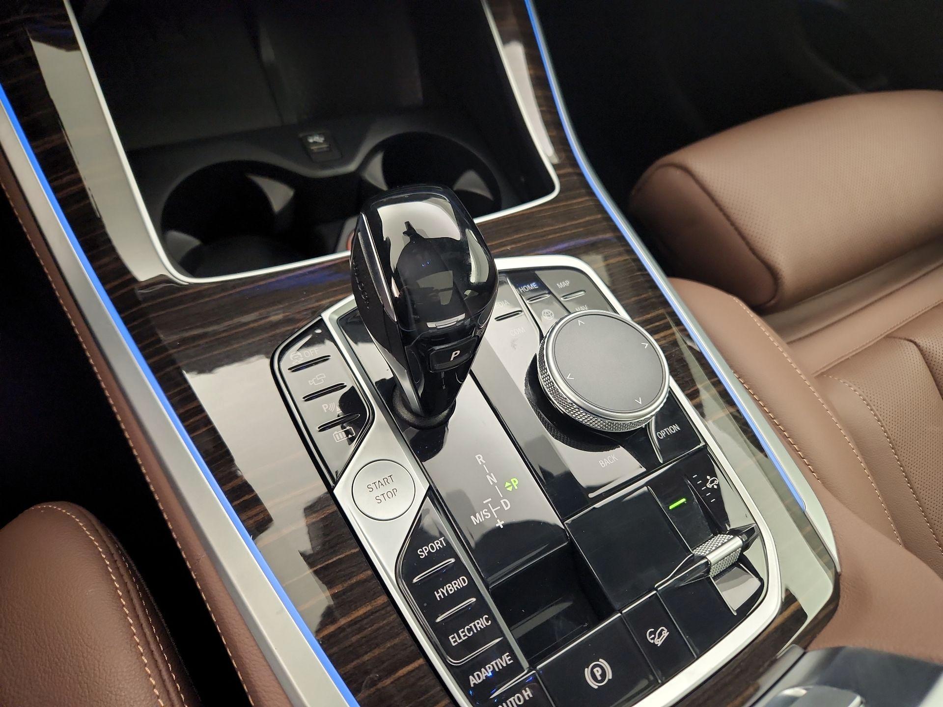 Thumbnail: 2021 BMW X5 - 18