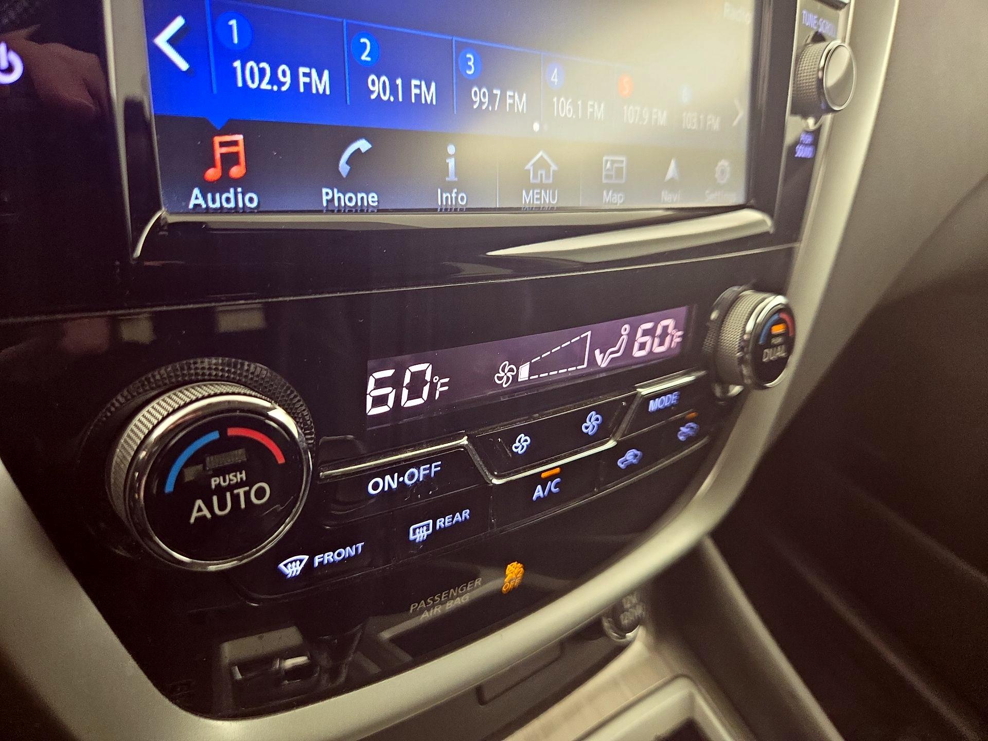 Thumbnail: 2018 Nissan Murano - 17