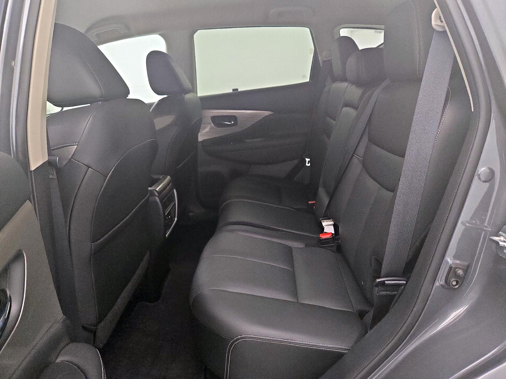 Thumbnail: 2018 Nissan Murano - 20