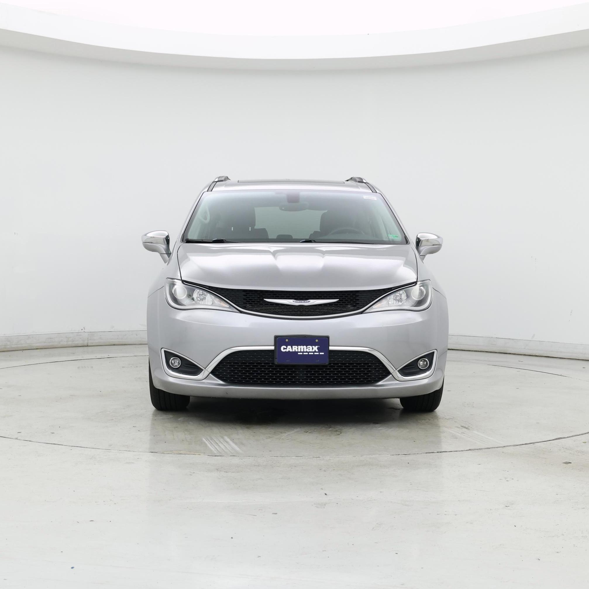 Thumbnail: 2019 Chrysler Pacifica - 5