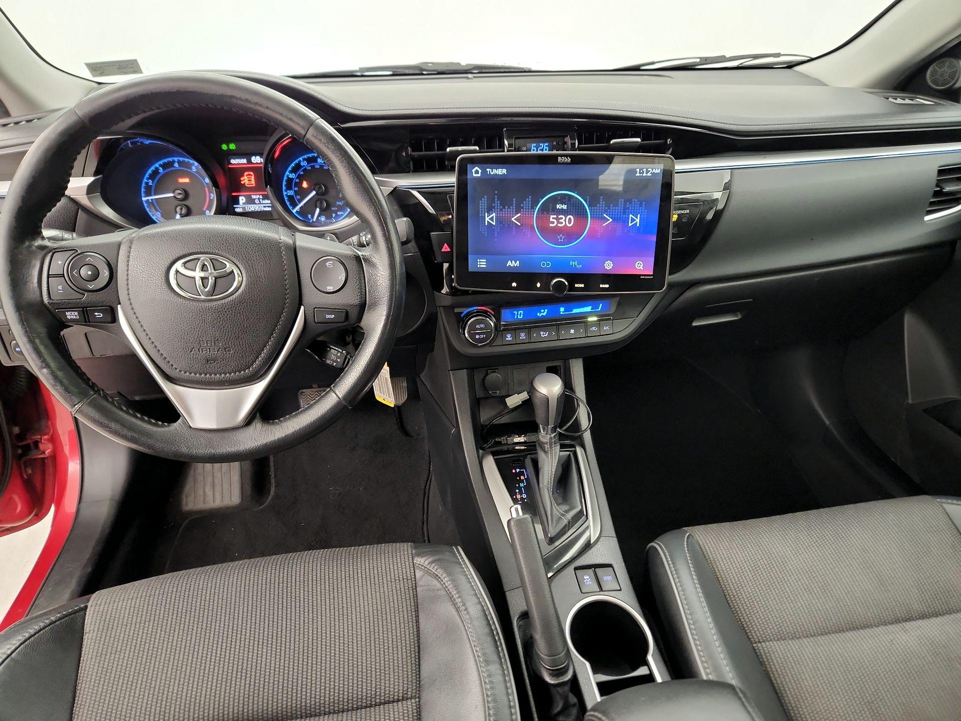 Thumbnail: 2015 Toyota Corolla - 9