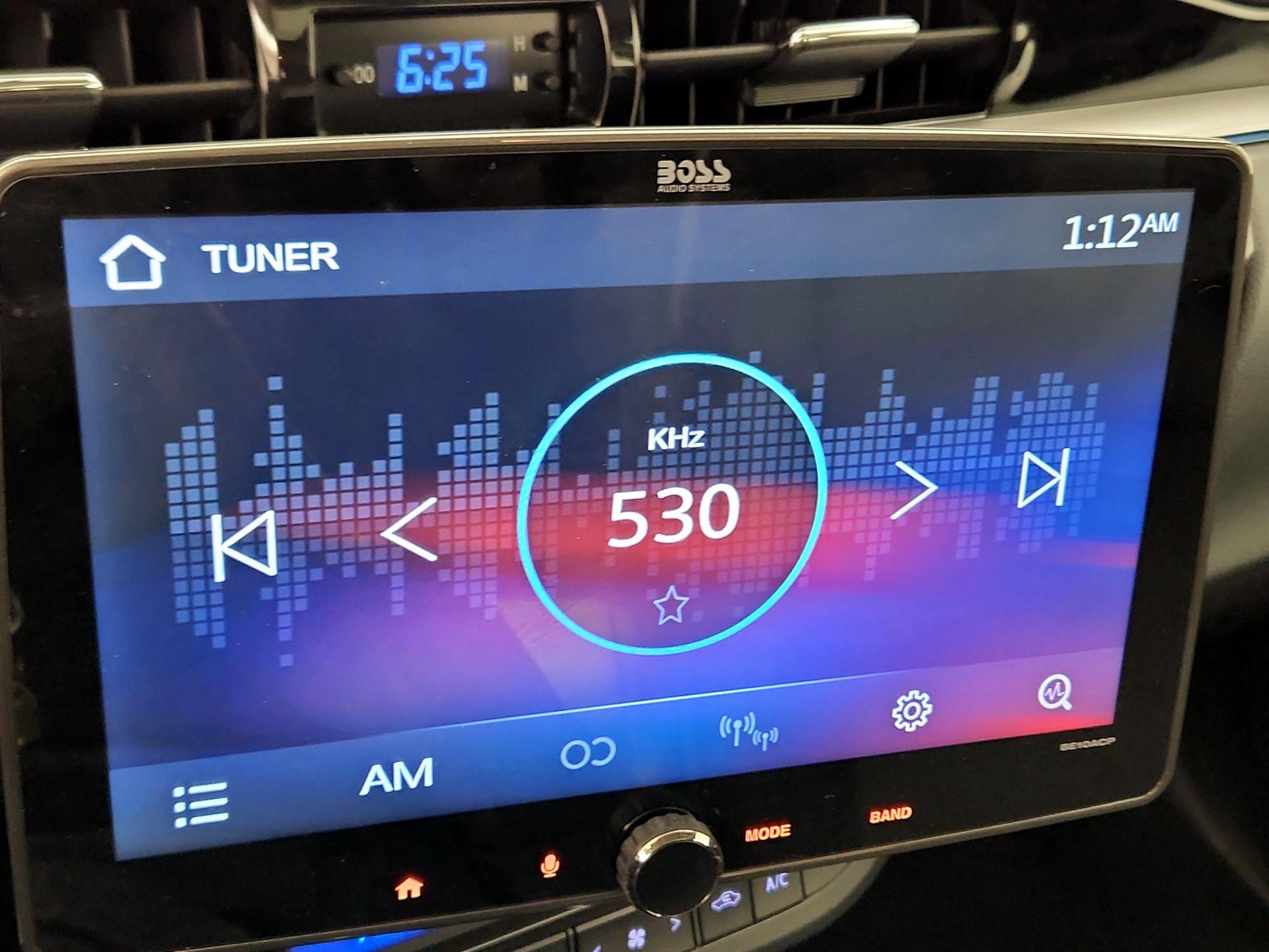 Thumbnail: 2015 Toyota Corolla - 15