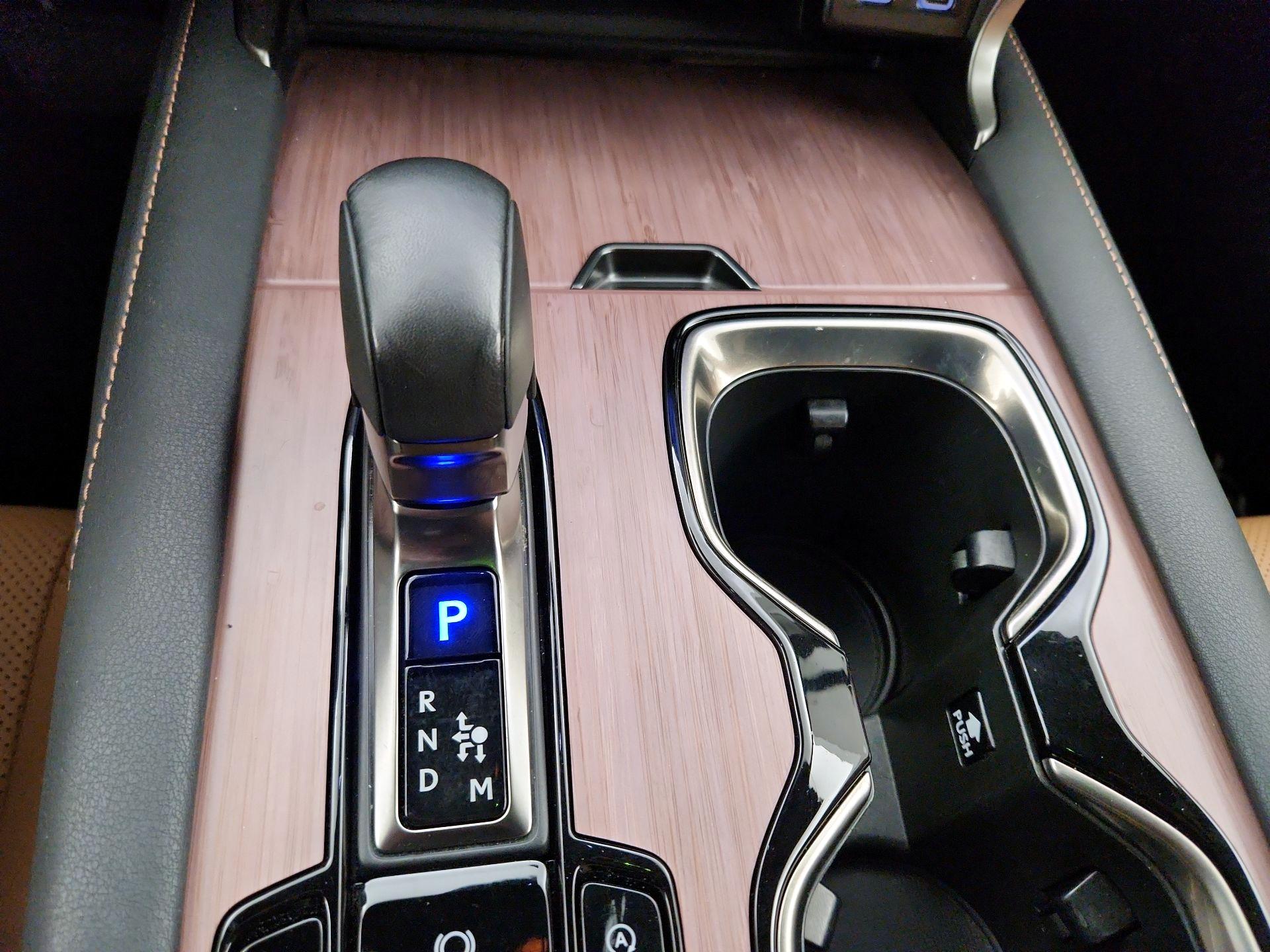 Thumbnail: 2023 Lexus RX - 17