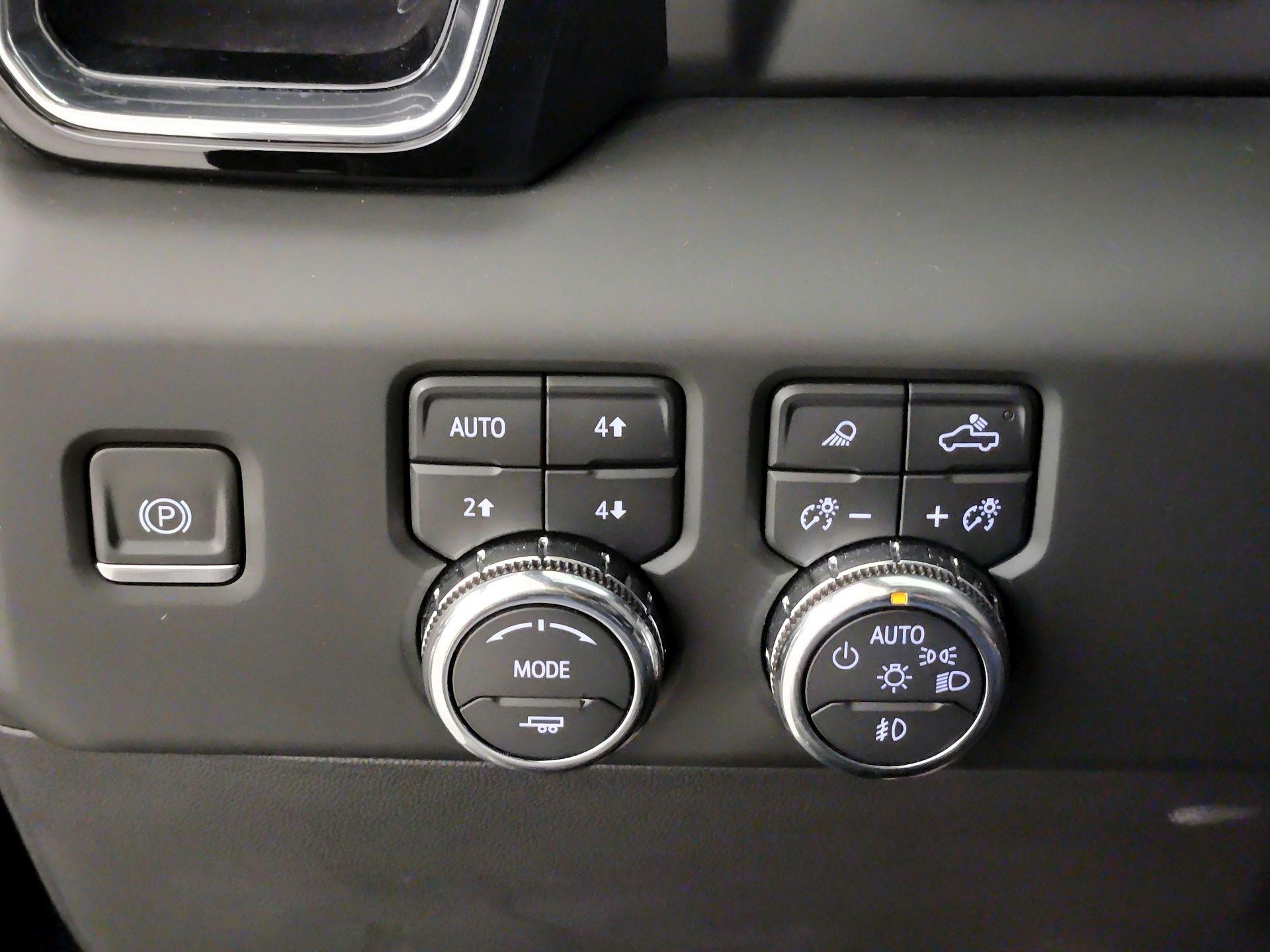 Thumbnail: 2024 GMC Sierra 1500 - 13