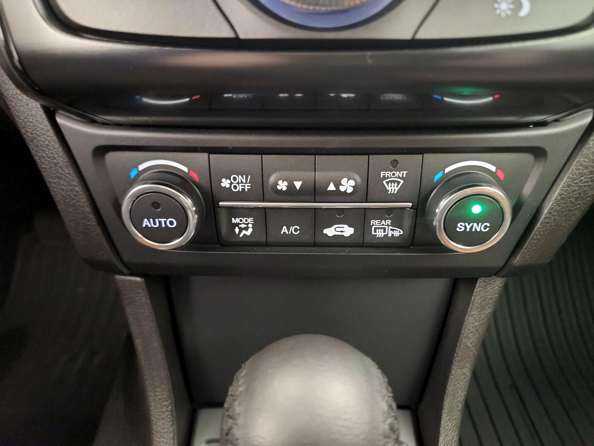 Thumbnail: 2019 Acura ILX - 16