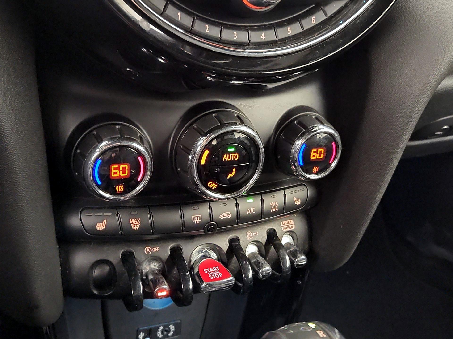 Thumbnail: 2018 MINI Cooper - 16