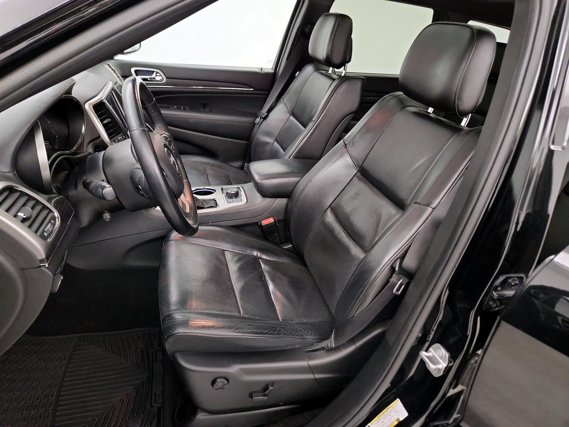 Thumbnail: 2018 Jeep Grand Cherokee - 11