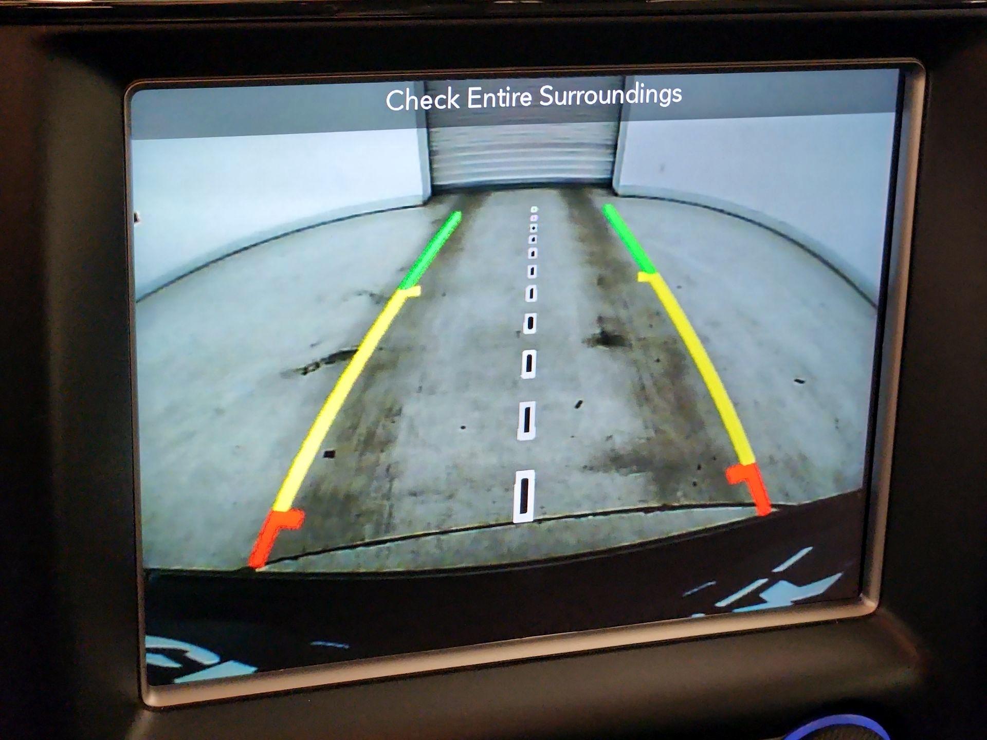 Thumbnail: 2018 Jeep Grand Cherokee - 15