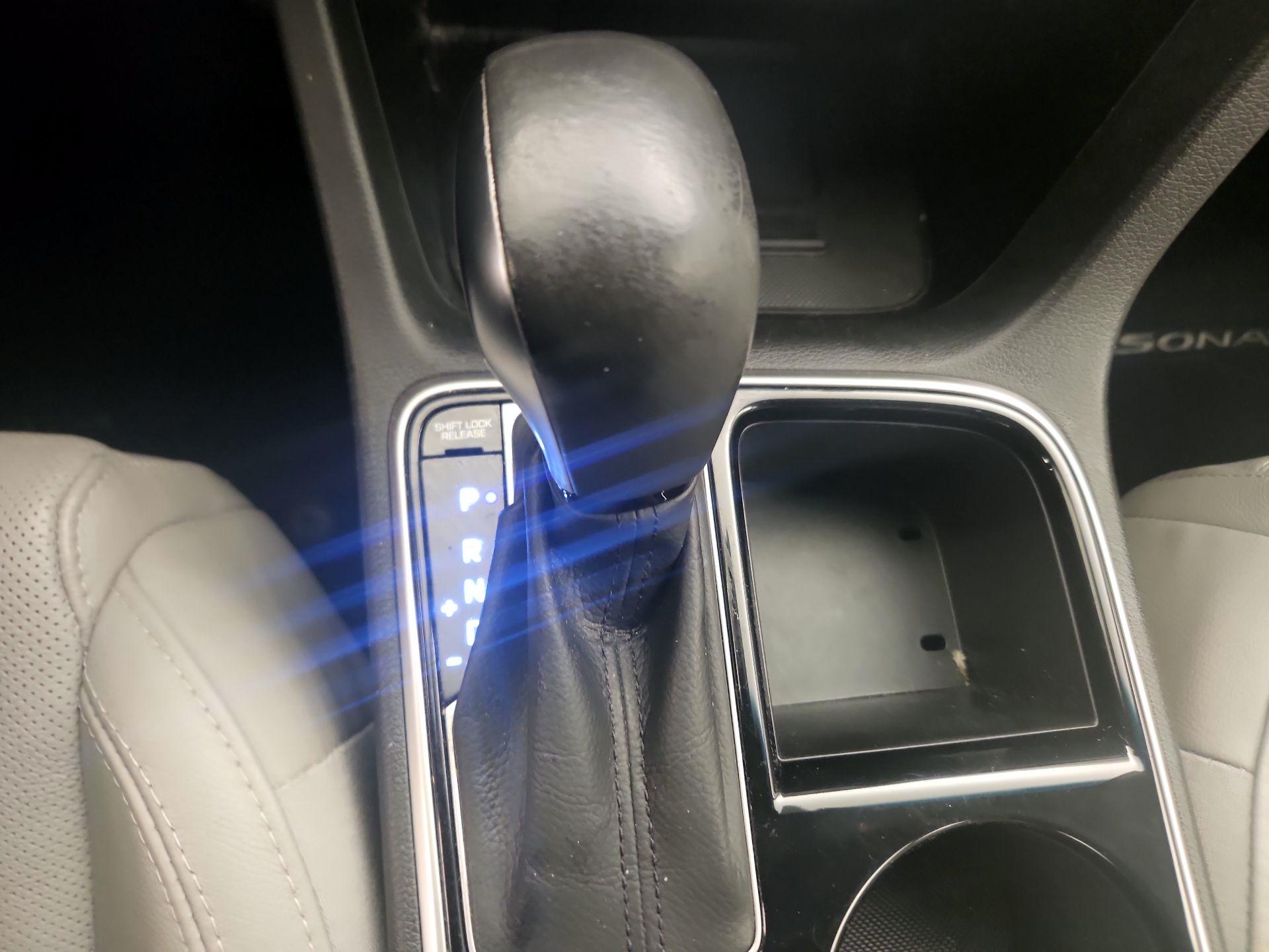 Thumbnail: 2018 Hyundai Sonata - 17