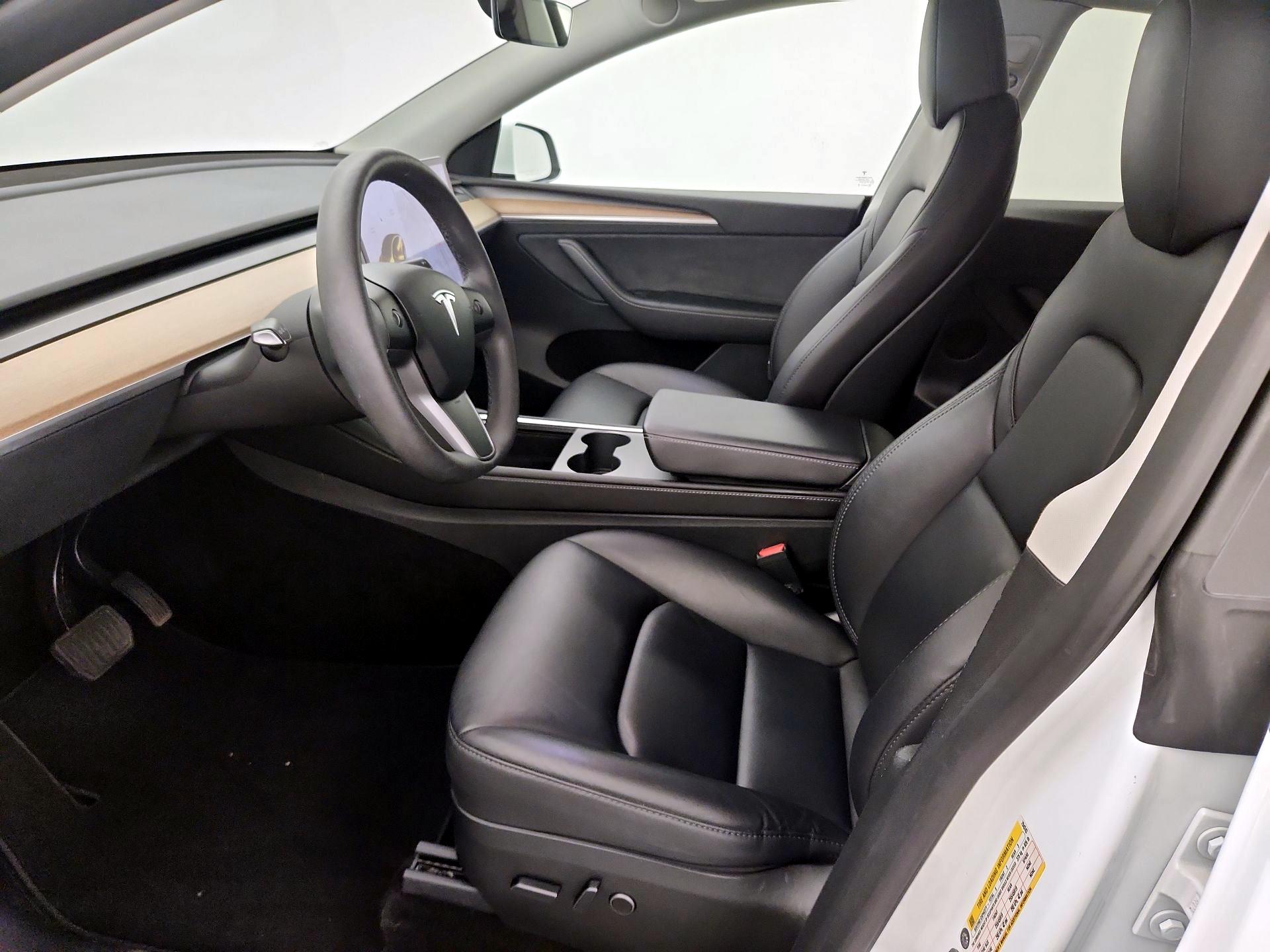 Thumbnail: 2023 Tesla Model Y - 11