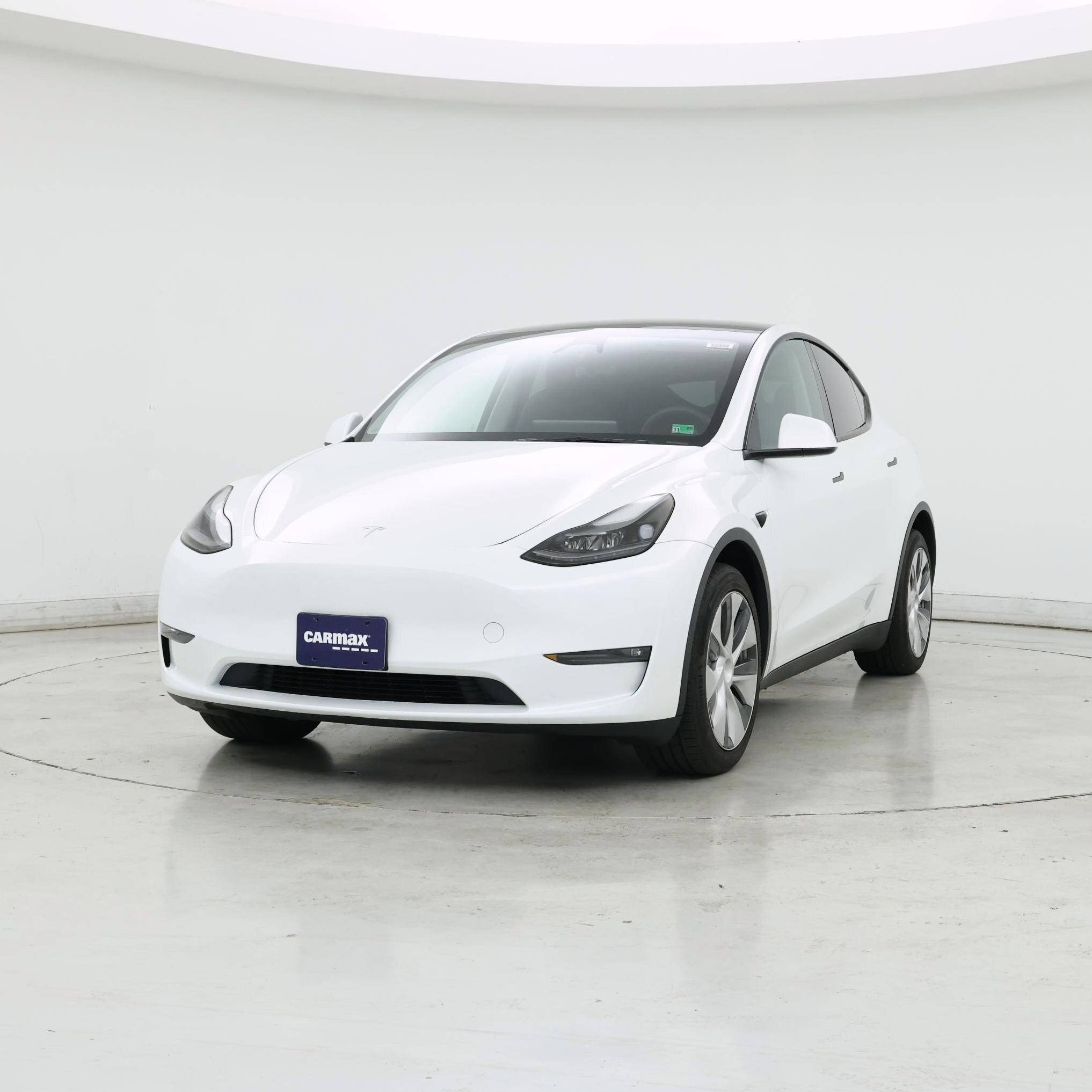 Thumbnail: 2023 Tesla Model Y - 4