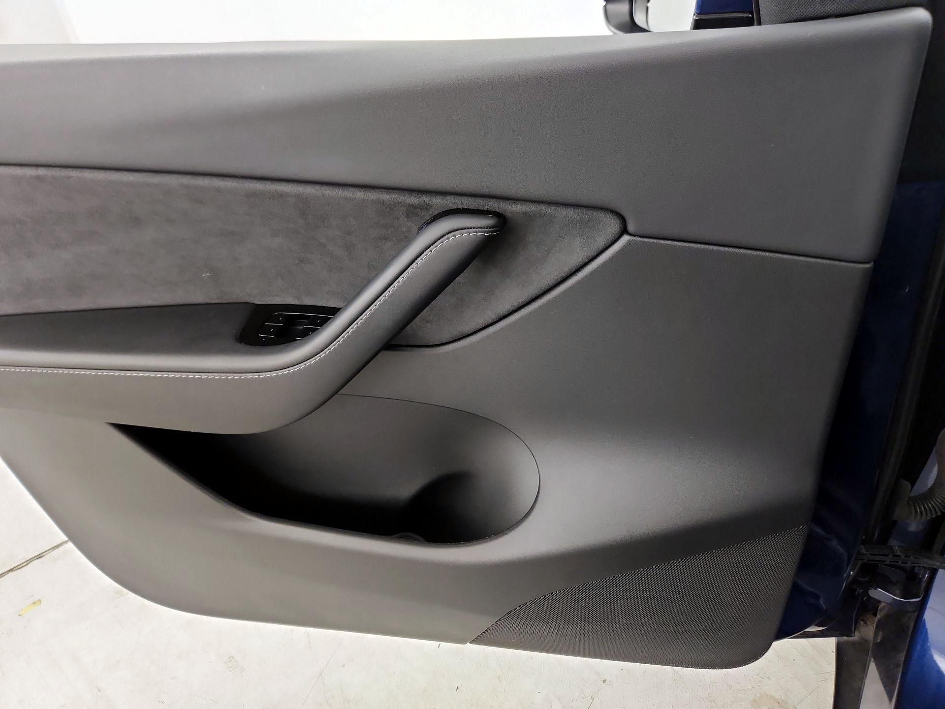 Thumbnail: 2021 Tesla Model Y - 12