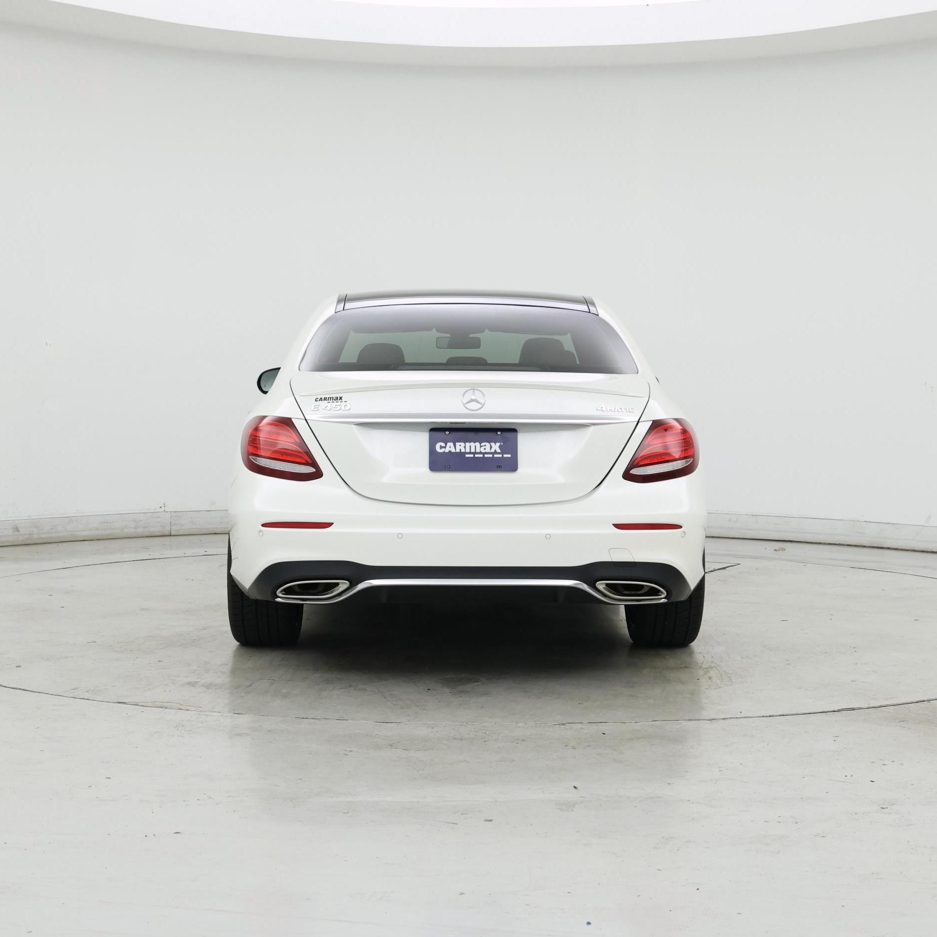 Thumbnail: 2020 Mercedes-Benz E-Class - 6