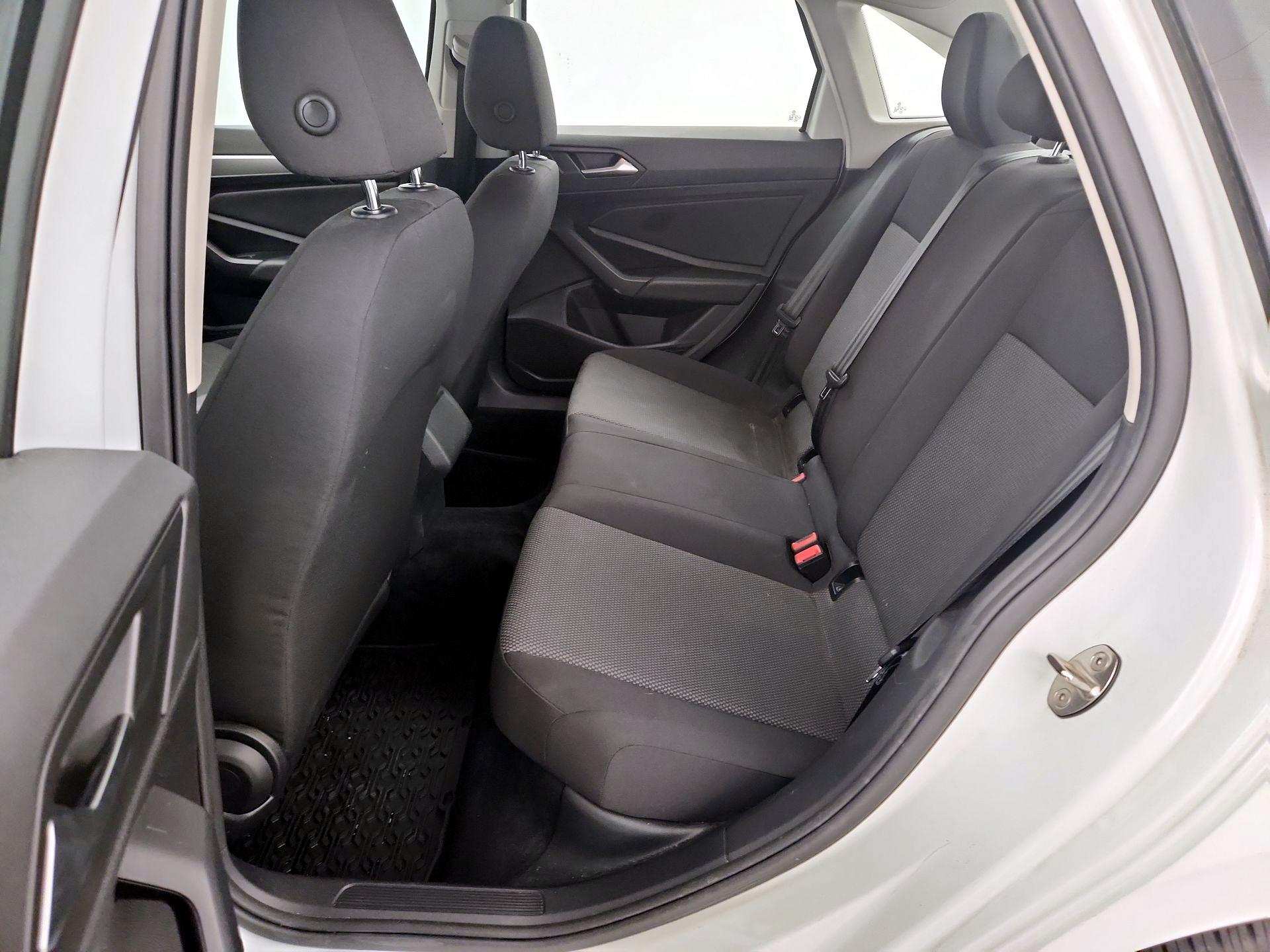 Thumbnail: 2019 Volkswagen Jetta - 19