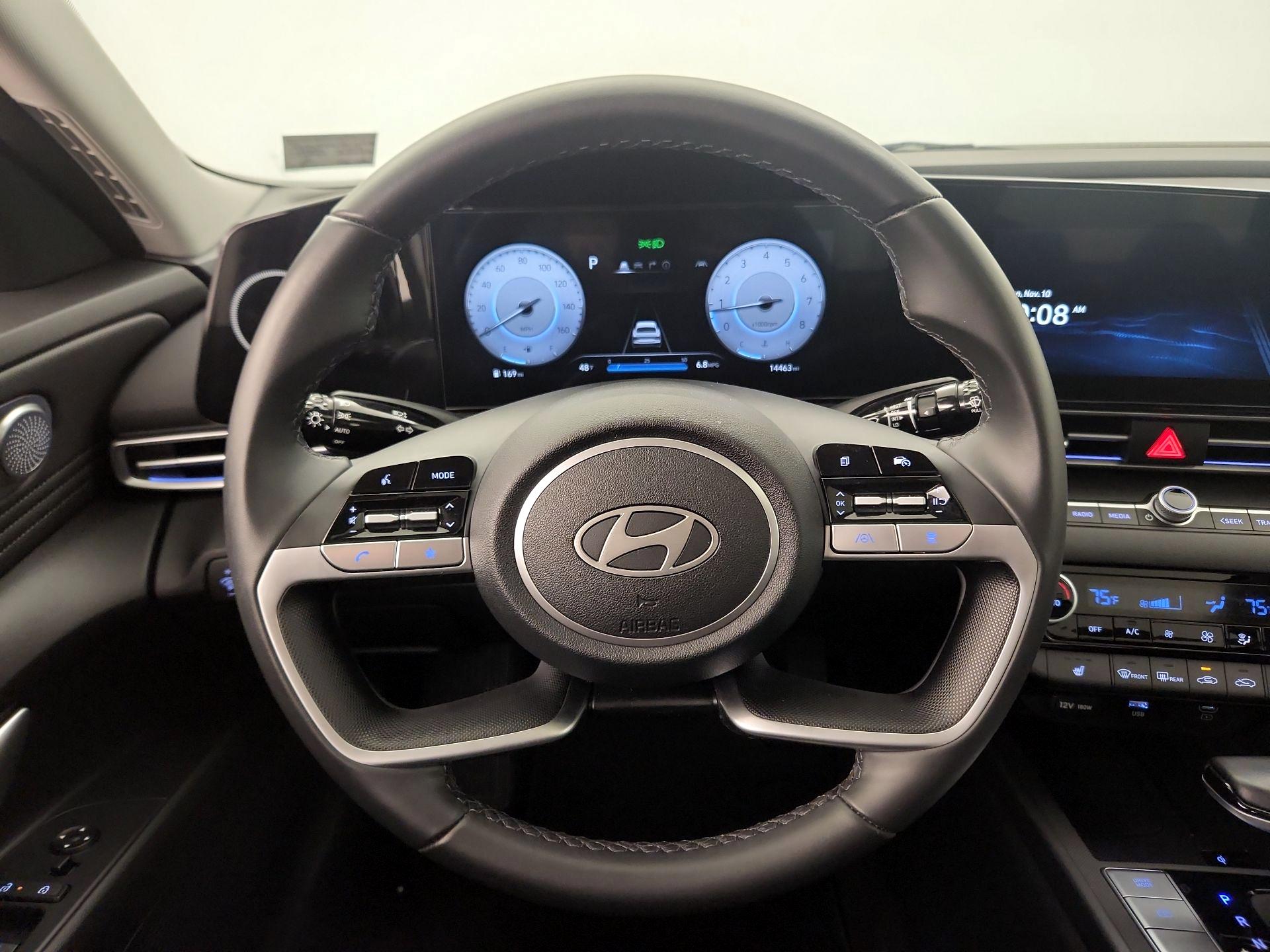 Thumbnail: 2024 Hyundai Elantra - 10