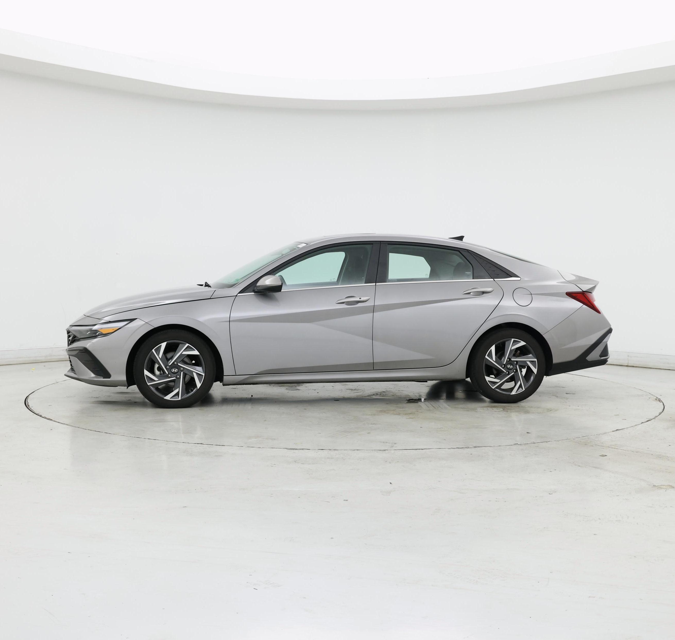 Thumbnail: 2024 Hyundai Elantra - 3