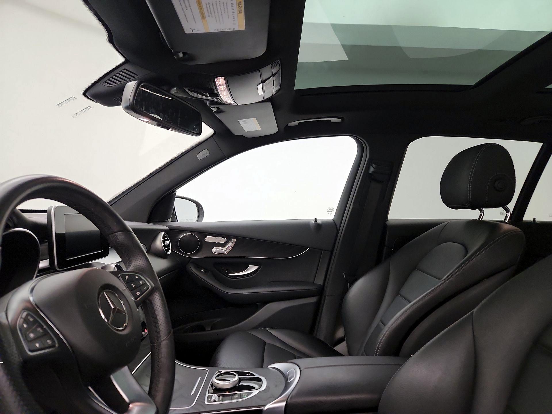 Thumbnail: 2018 Mercedes-Benz GLC - 18