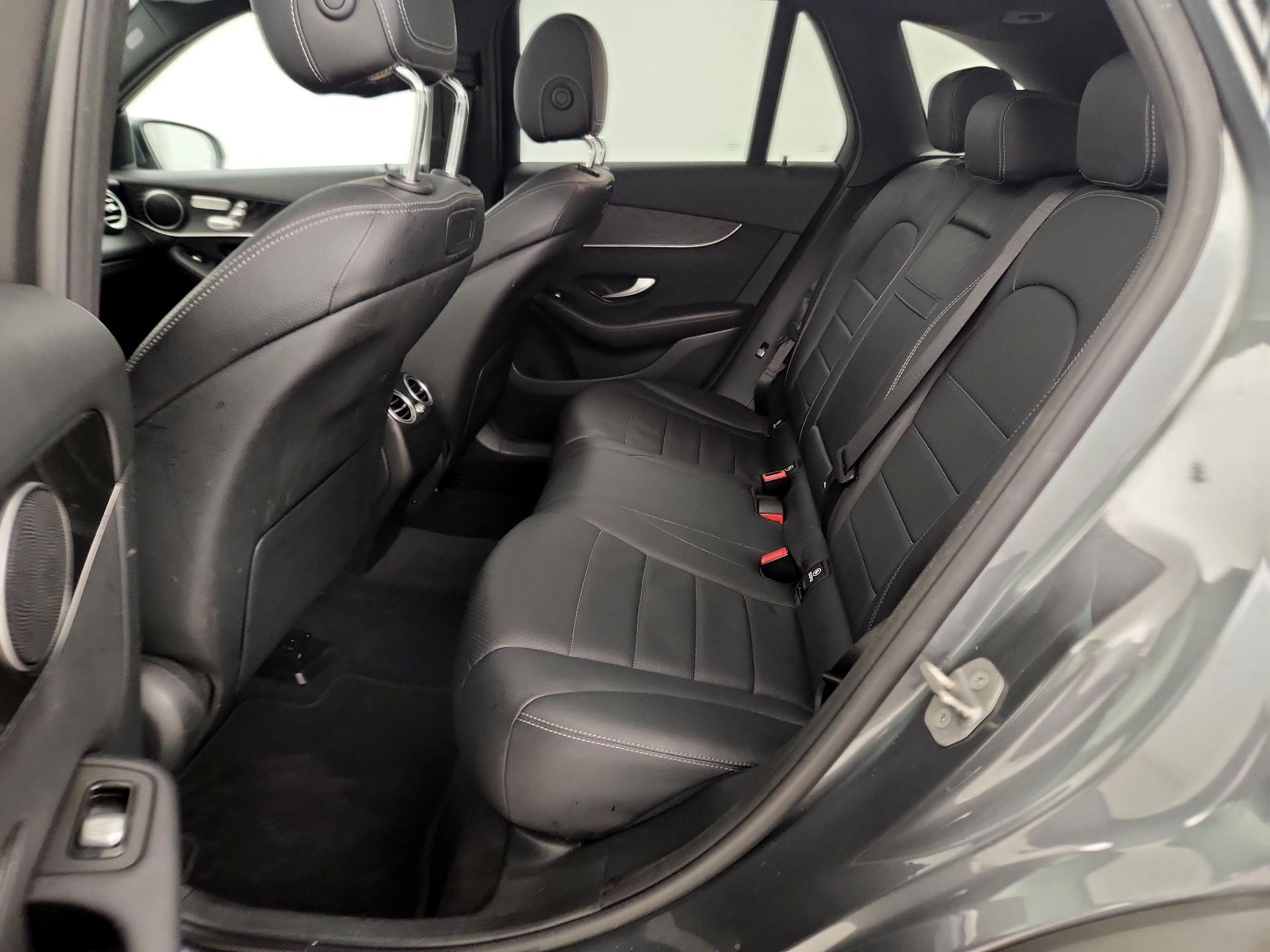 Thumbnail: 2018 Mercedes-Benz GLC - 19