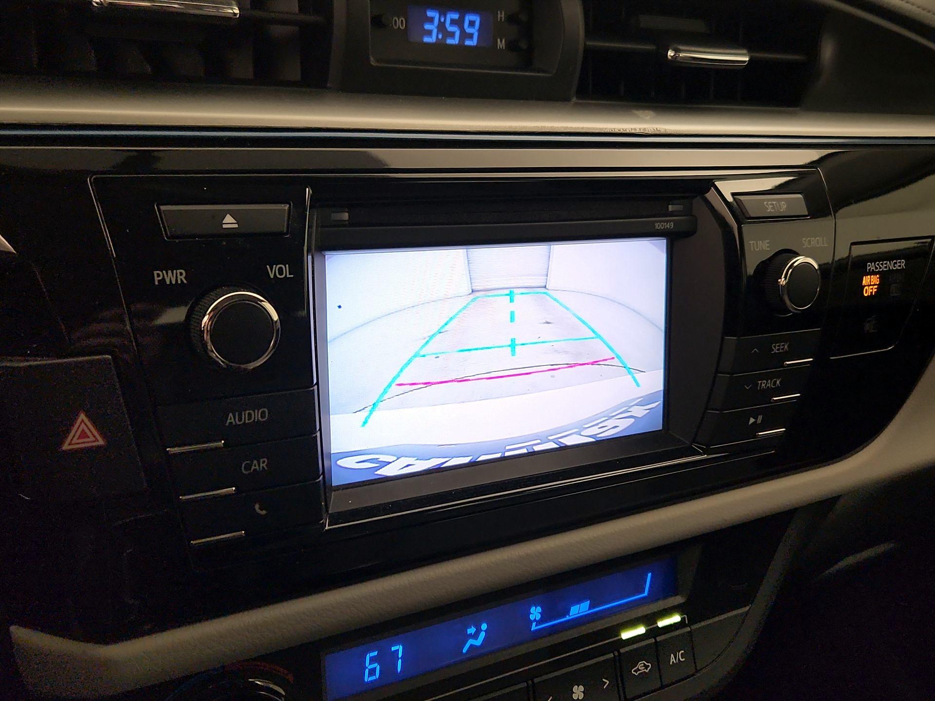 Thumbnail: 2015 Toyota Corolla - 14