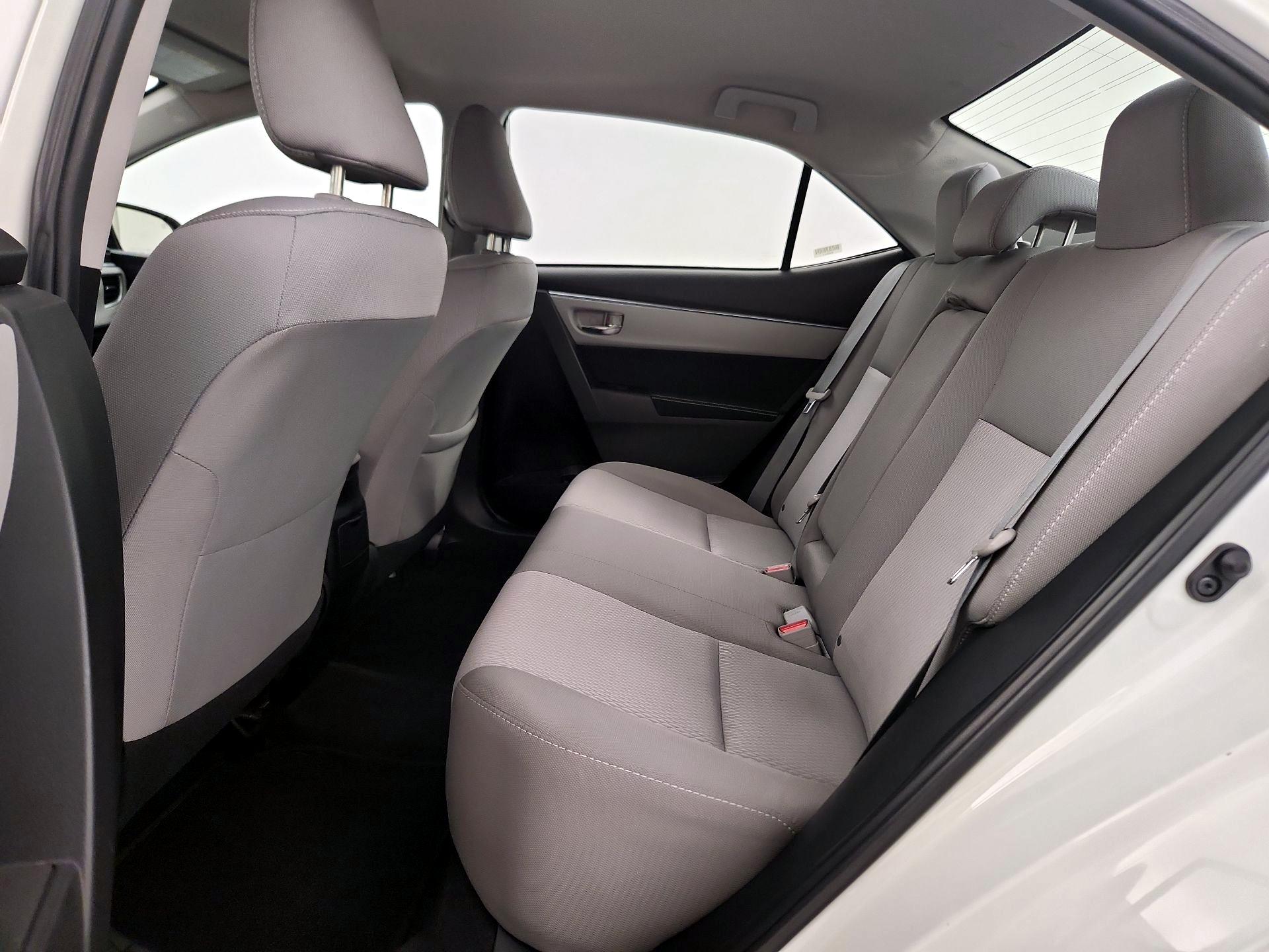 Thumbnail: 2015 Toyota Corolla - 19