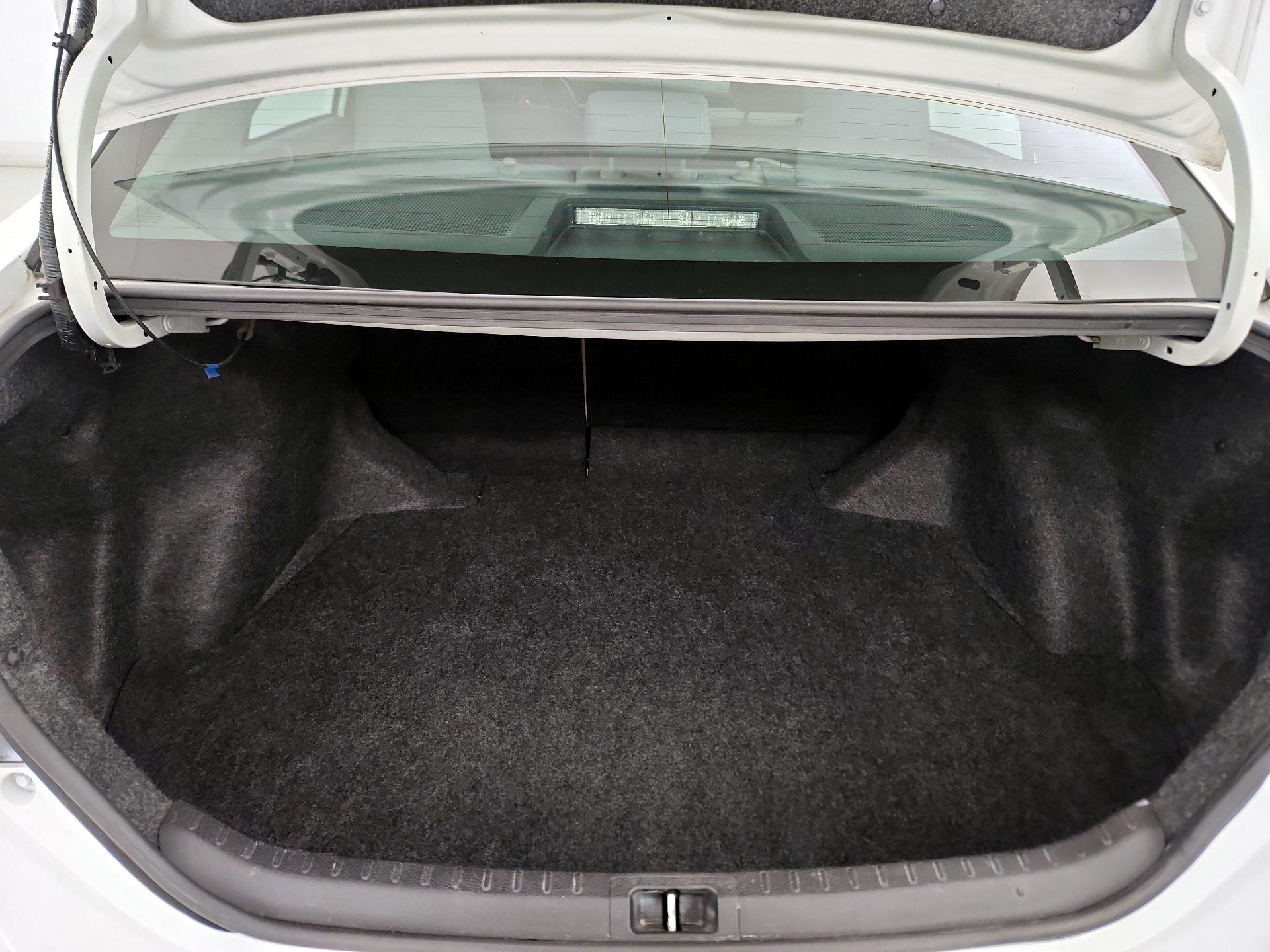 Thumbnail: 2015 Toyota Corolla - 20