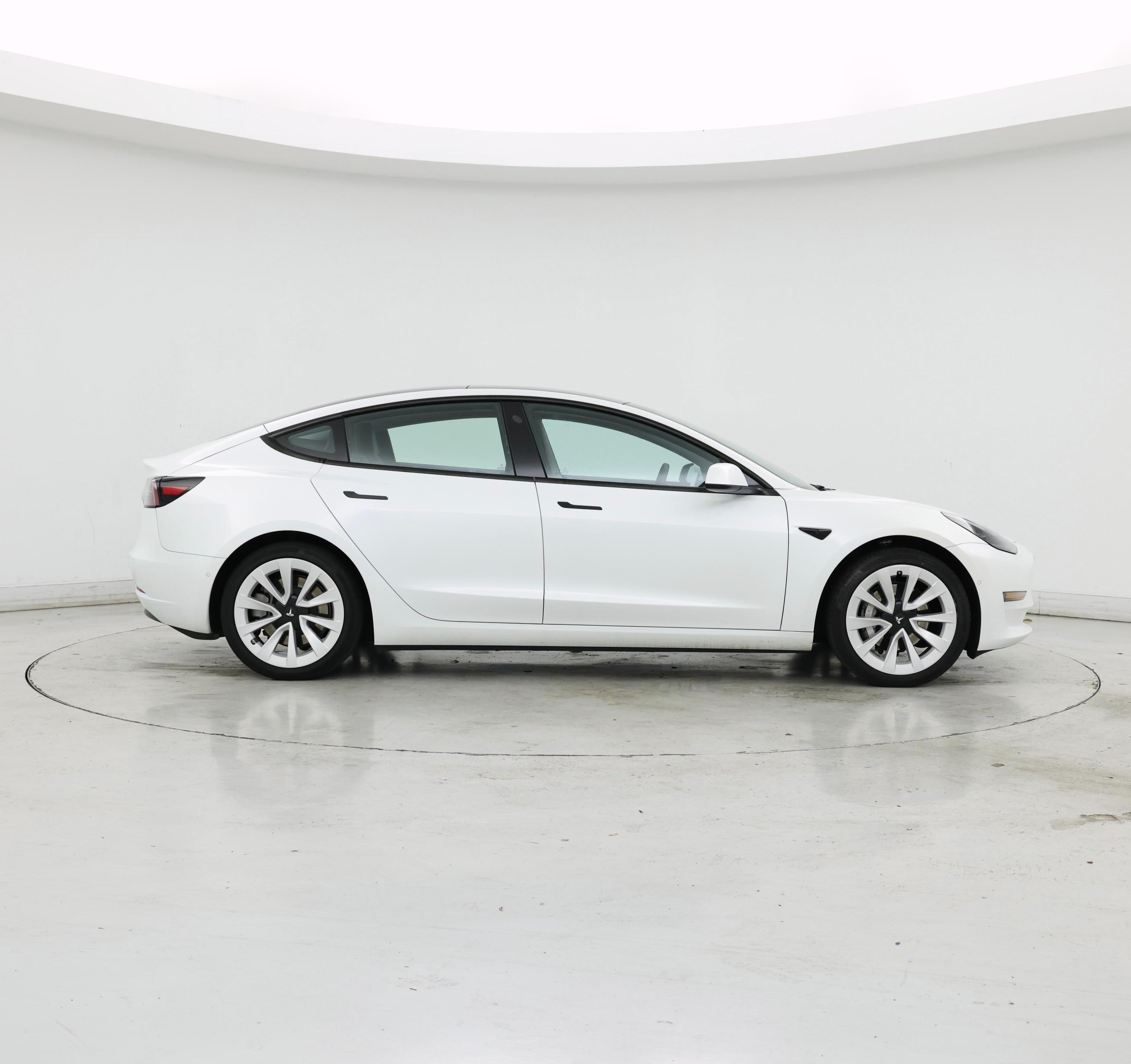 Thumbnail: 2022 Tesla Model 3 - 7