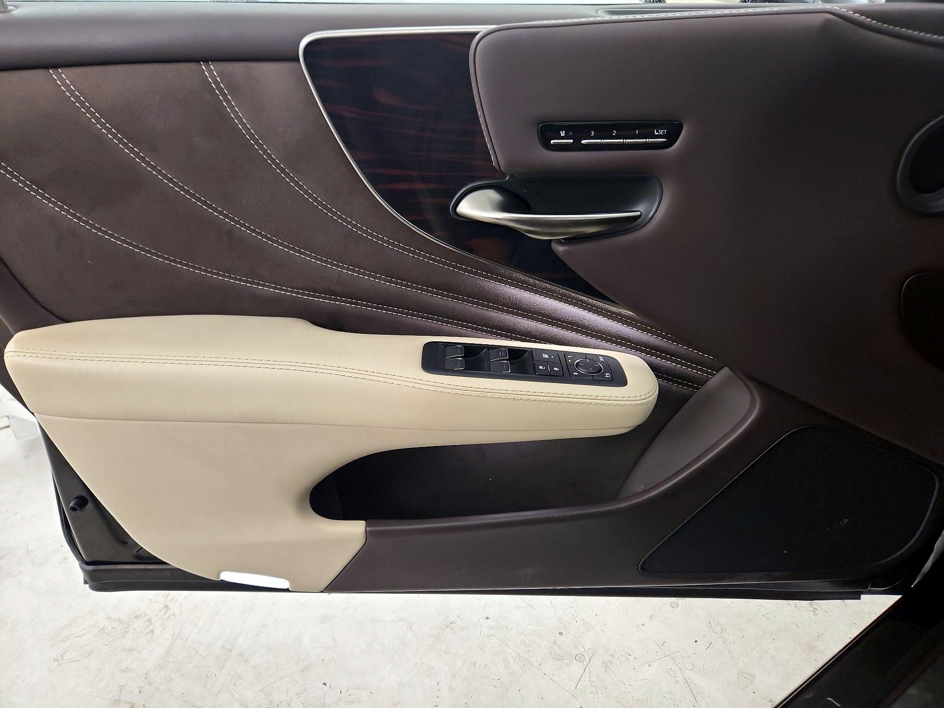 Thumbnail: 2018 Lexus LS - 12