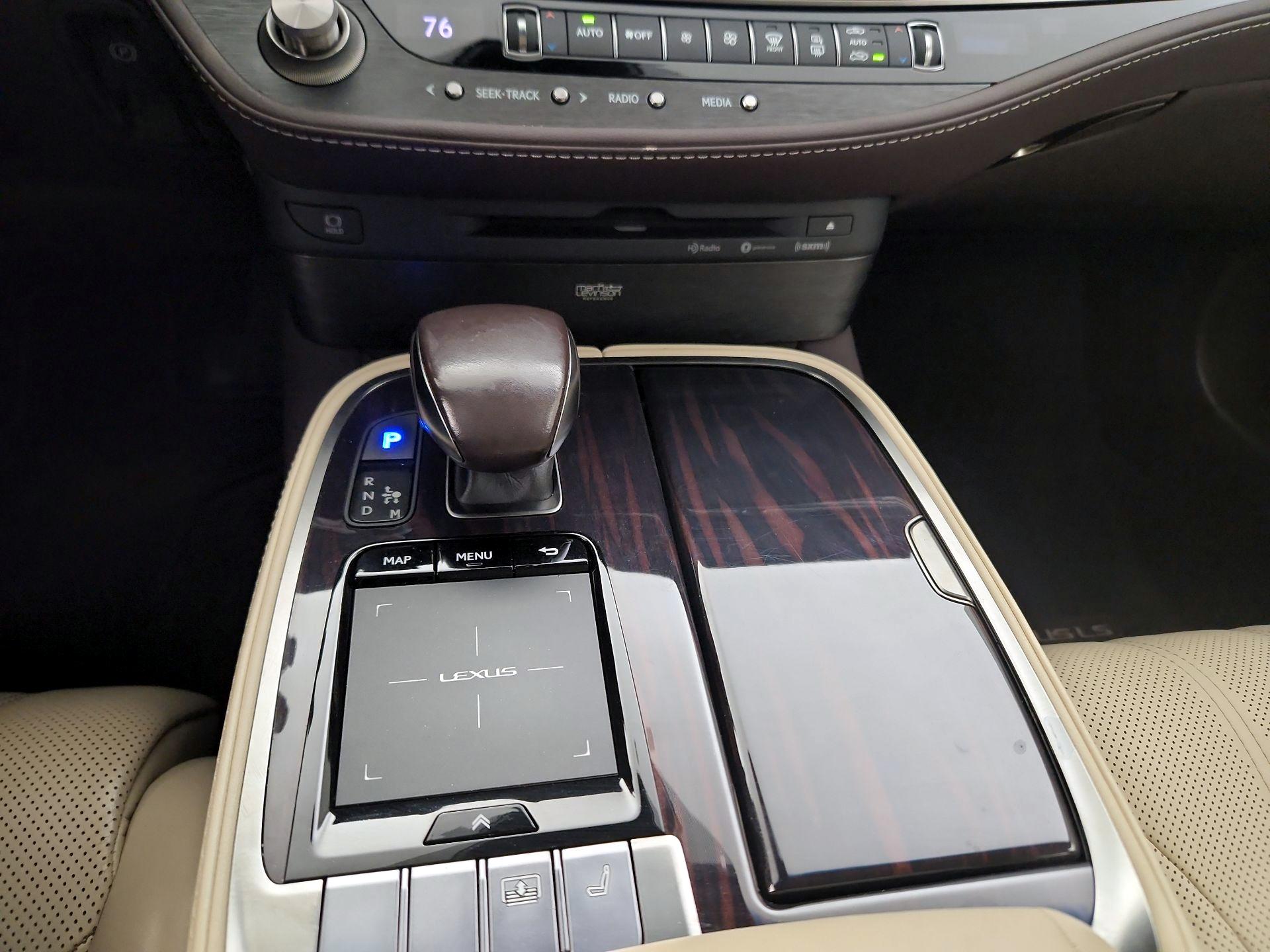 Thumbnail: 2018 Lexus LS - 17