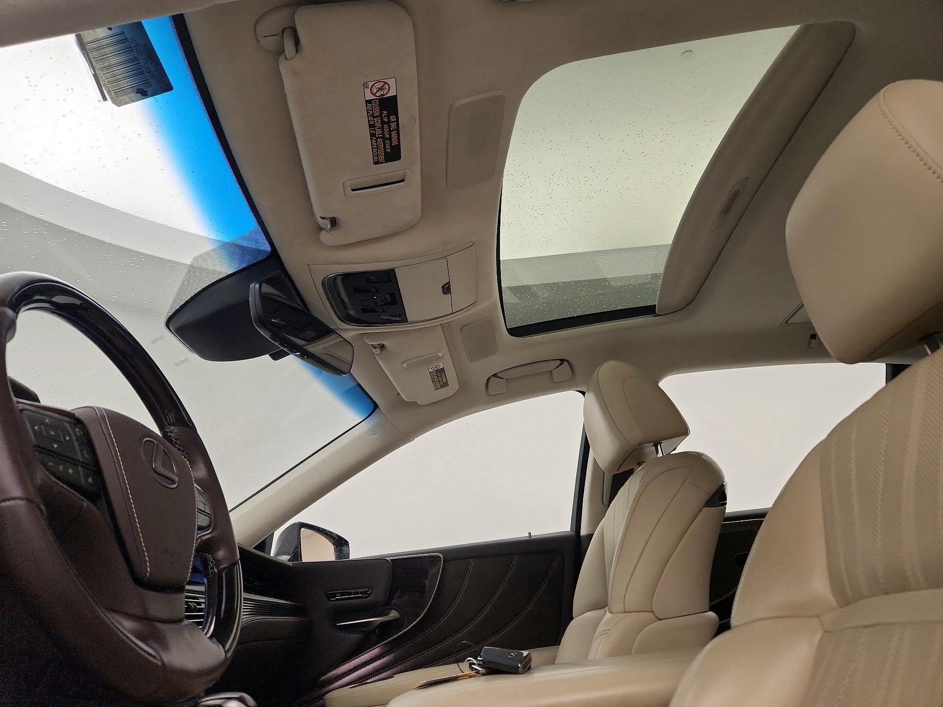 Thumbnail: 2018 Lexus LS - 18