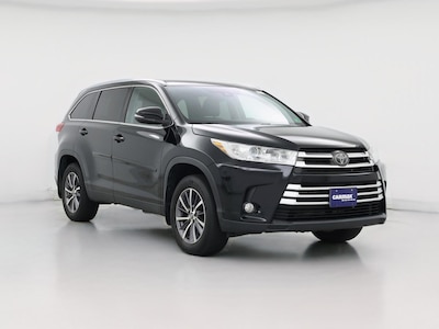 Black 2019 Toyota Highlander XLE