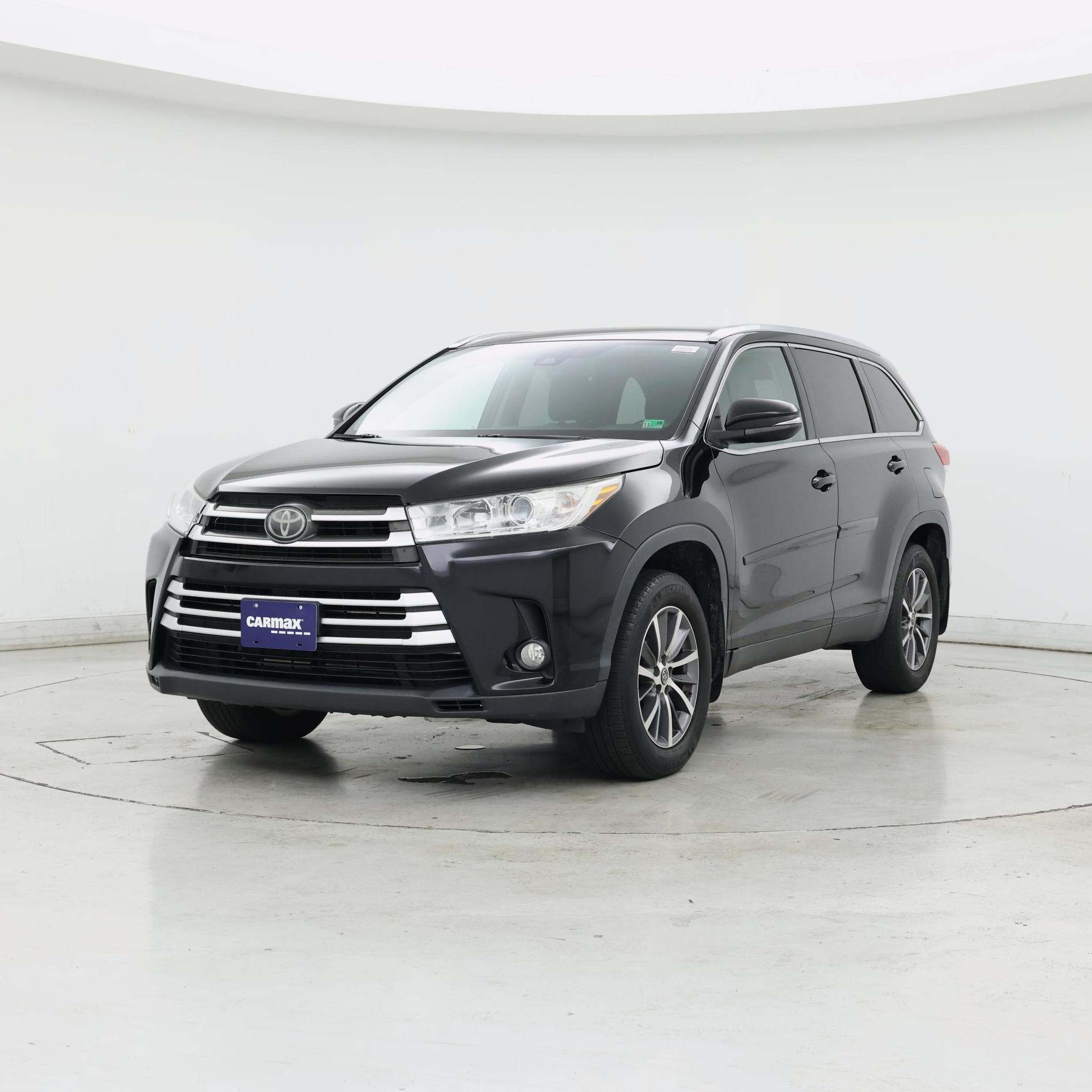 Thumbnail: 2019 Toyota Highlander - 4