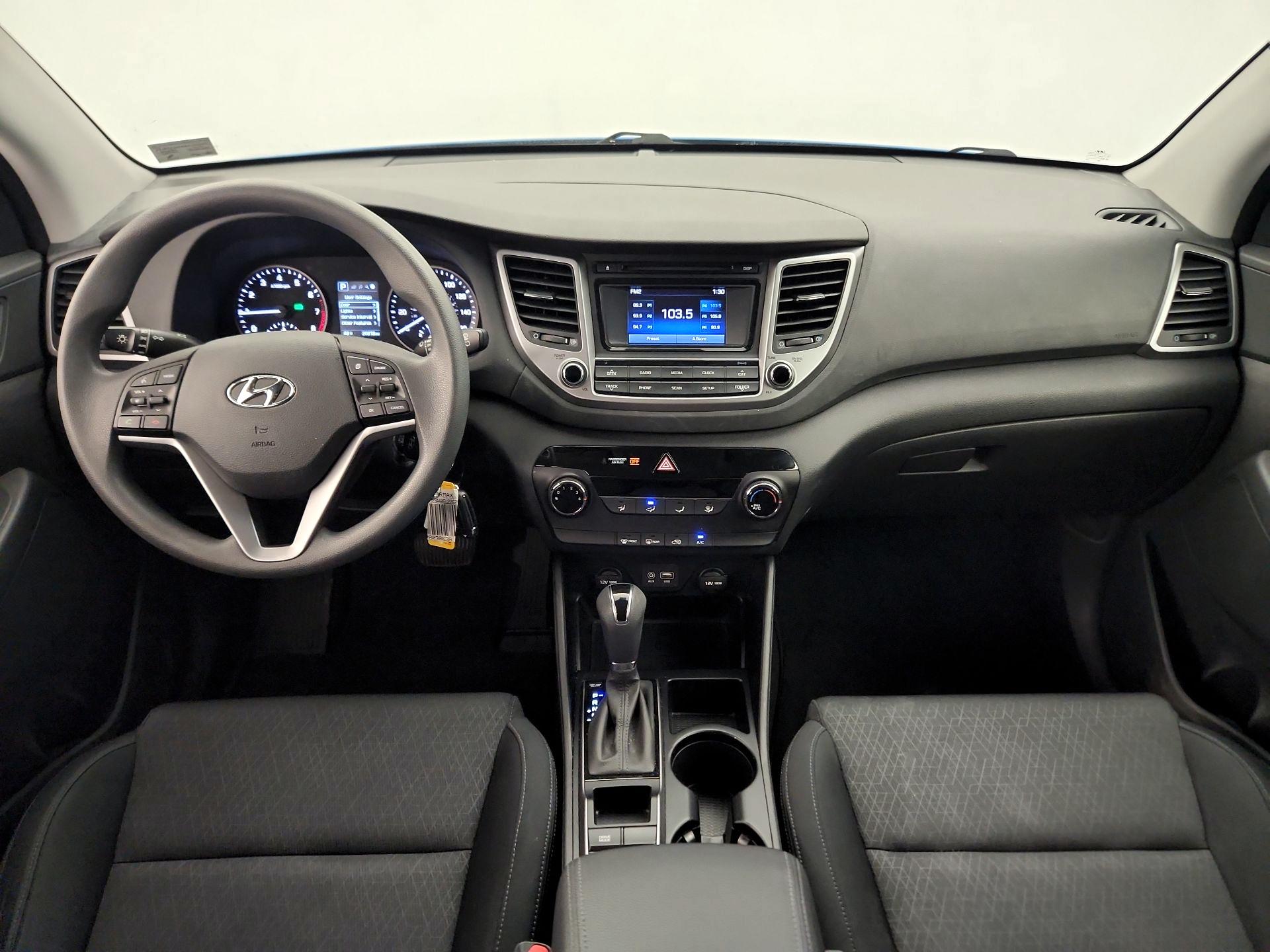 Thumbnail: 2016 Hyundai Tucson - 9