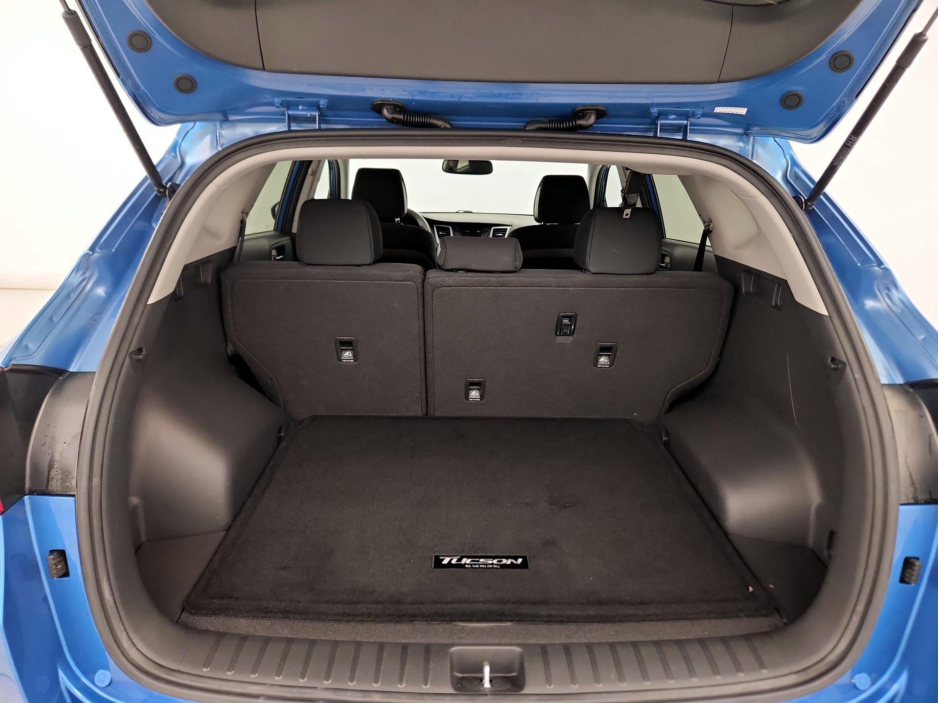 Thumbnail: 2016 Hyundai Tucson - 20