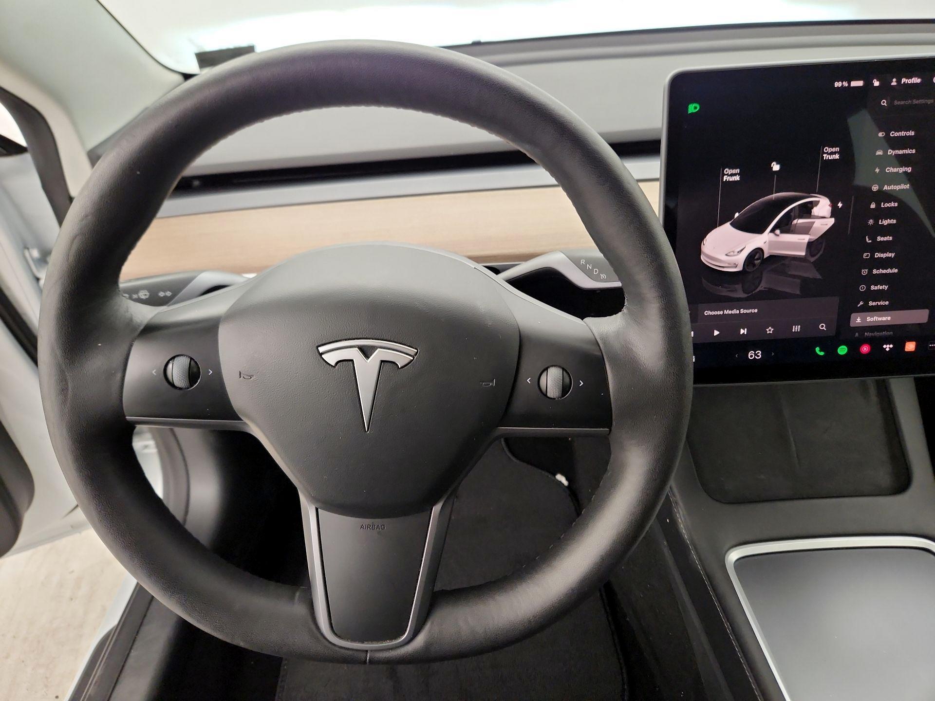 Thumbnail: 2022 Tesla Model 3 - 10