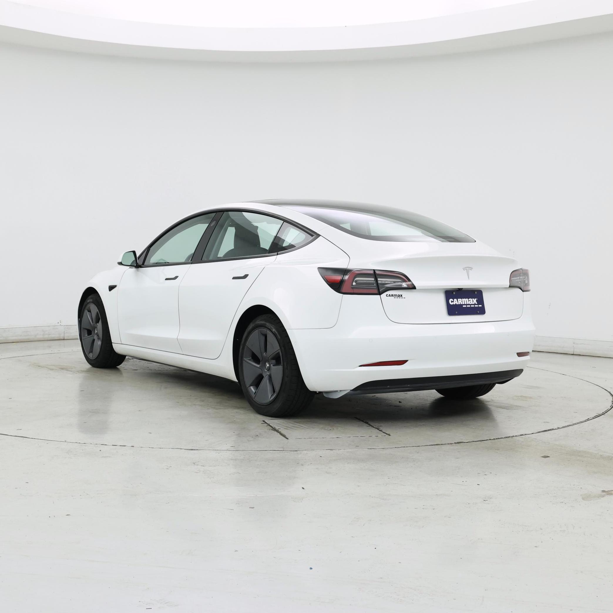 Thumbnail: 2022 Tesla Model 3 - 2