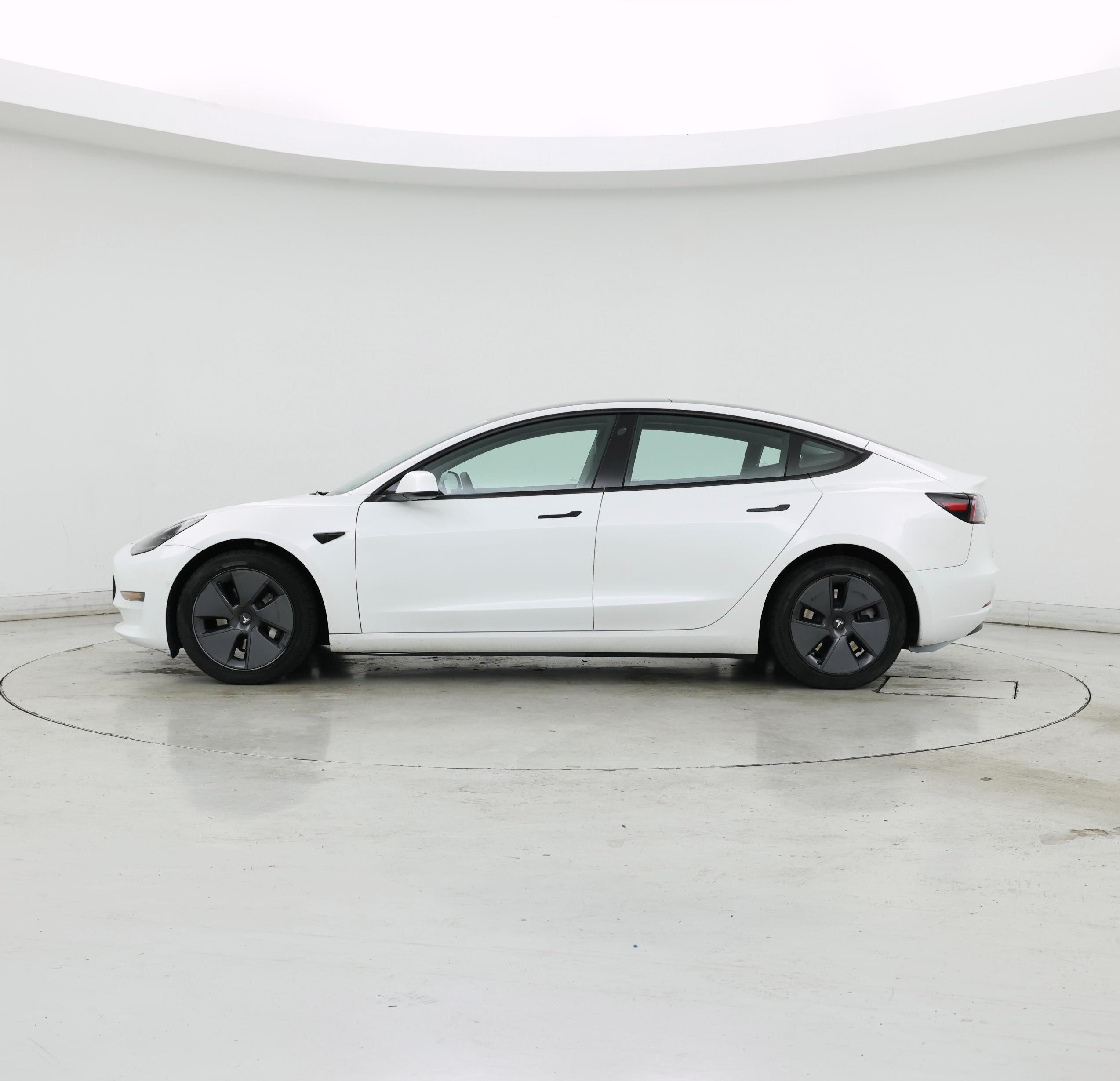 Thumbnail: 2022 Tesla Model 3 - 3