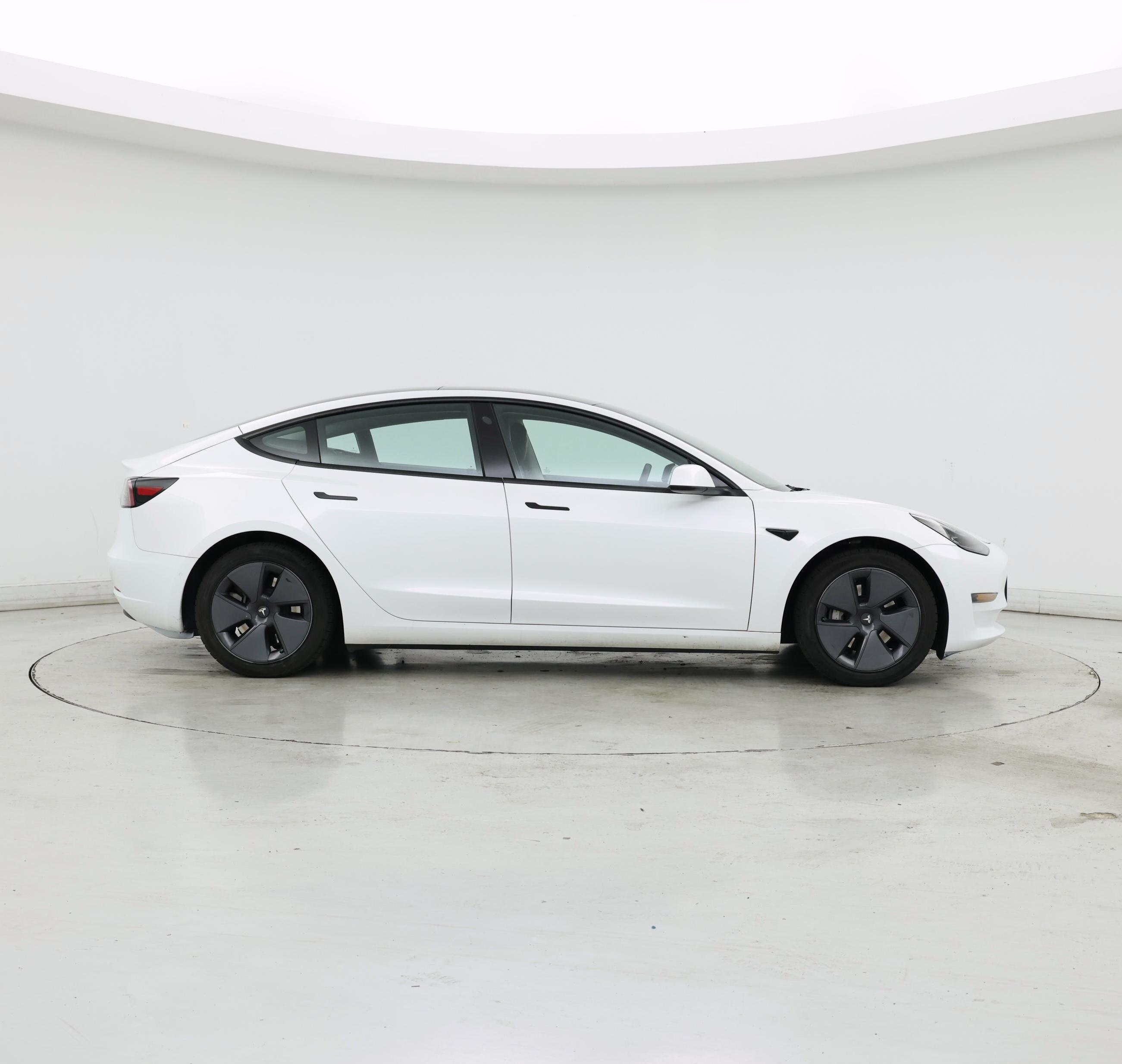 Thumbnail: 2022 Tesla Model 3 - 7