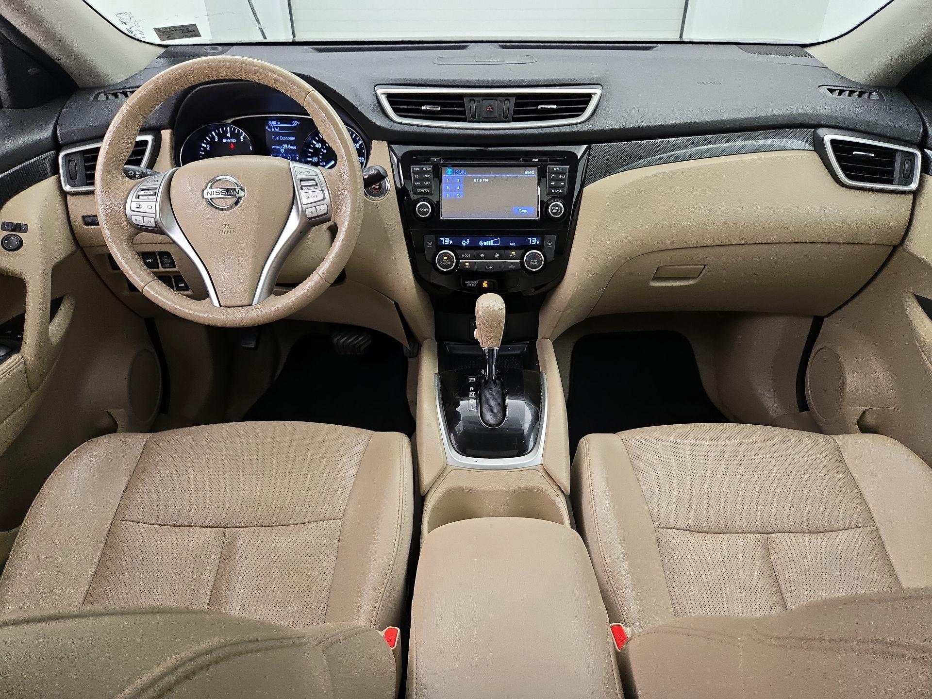 Thumbnail: 2015 Nissan Rogue - 9