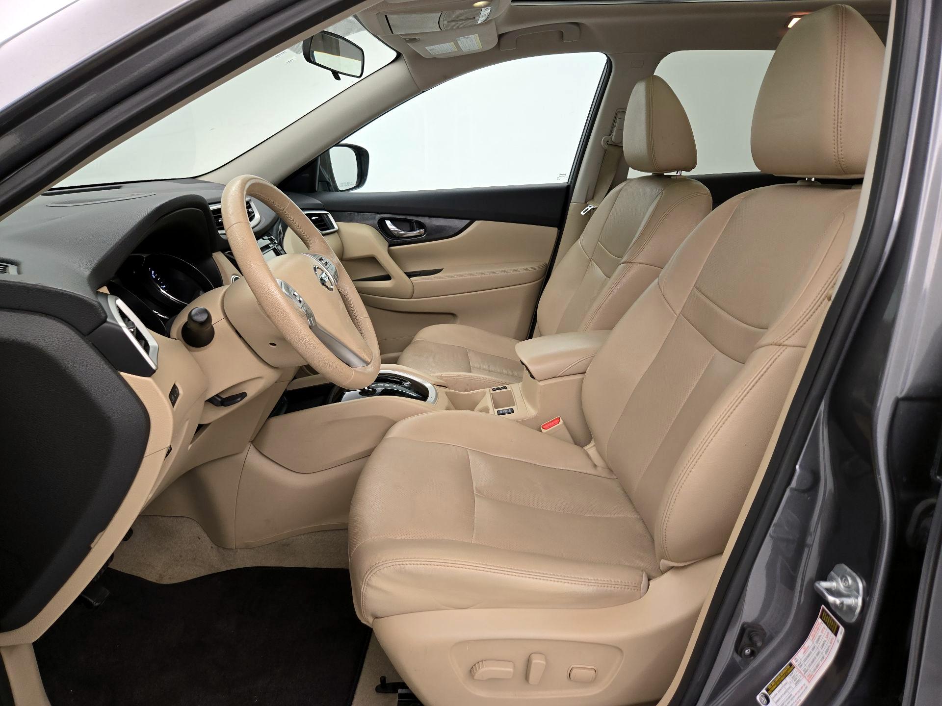 Thumbnail: 2015 Nissan Rogue - 11