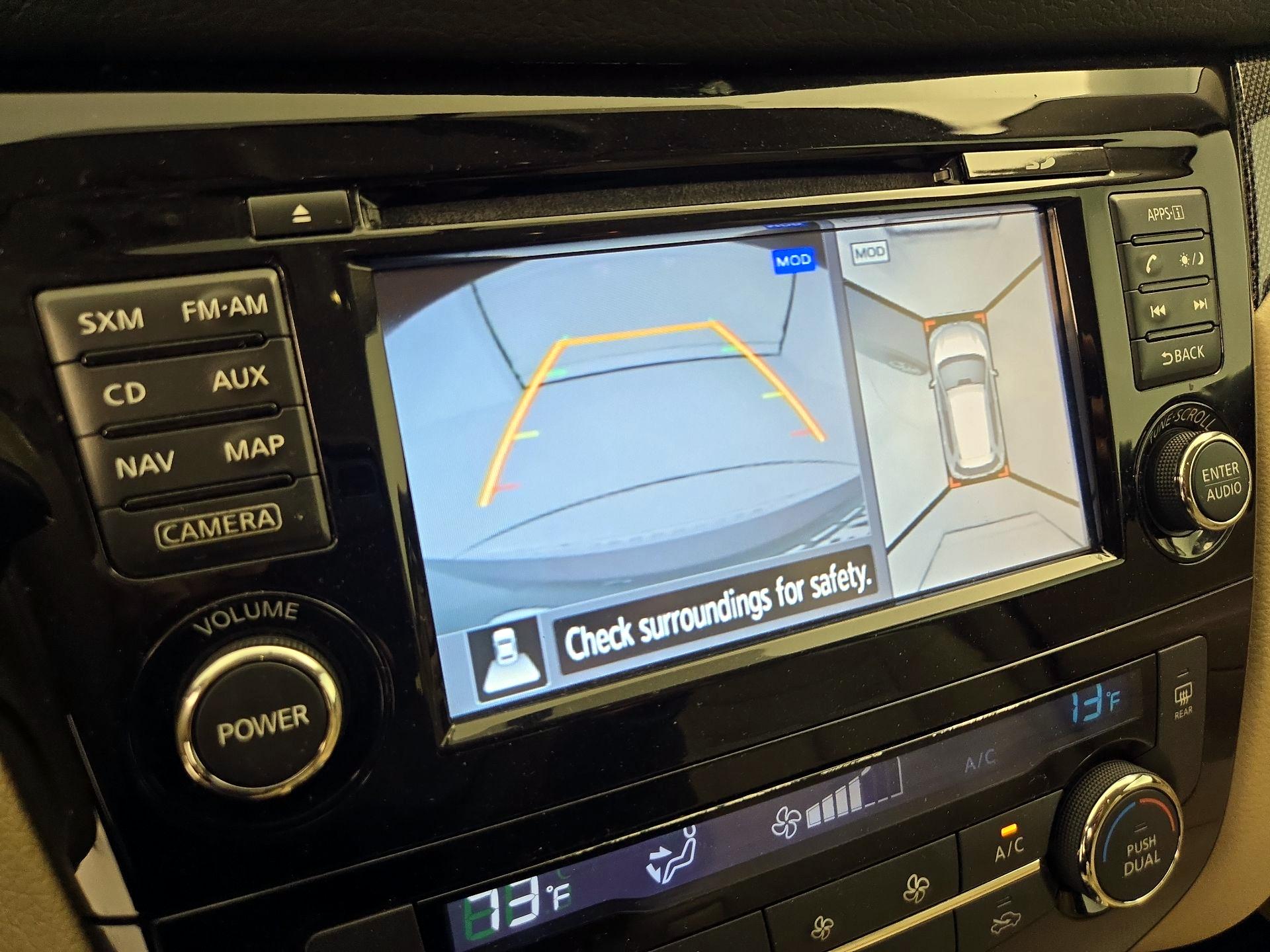 Thumbnail: 2015 Nissan Rogue - 15