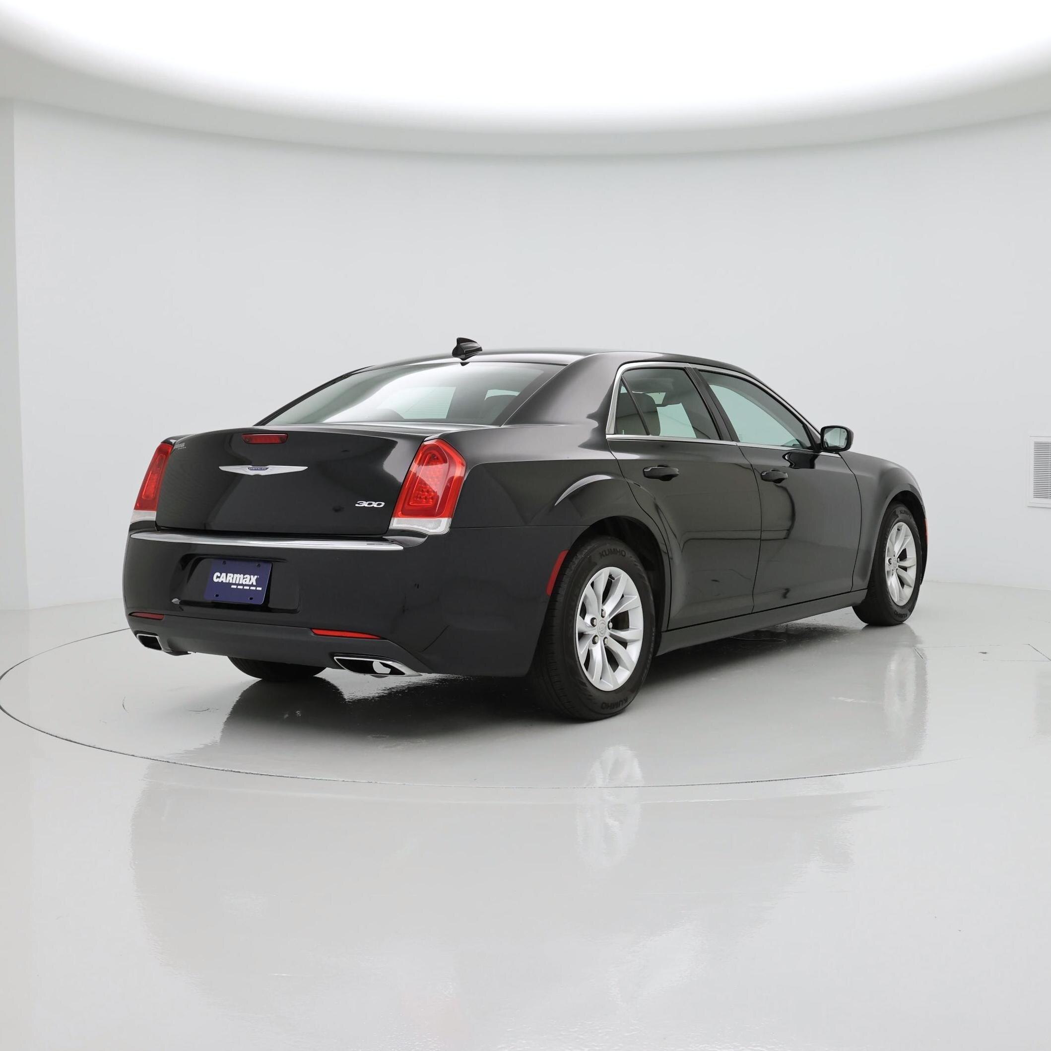 Thumbnail: 2015 Chrysler 300 - 8