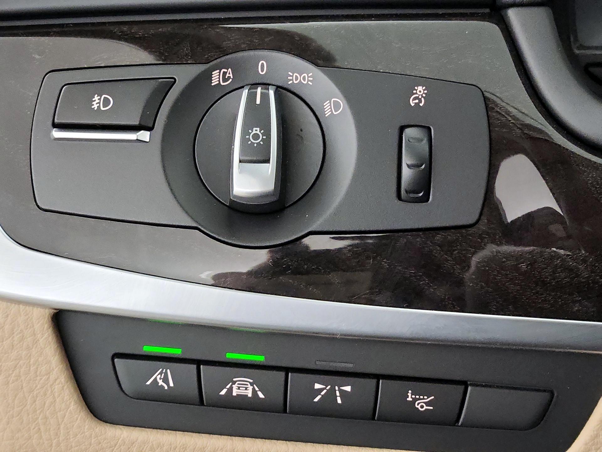 Thumbnail: 2016 BMW 5 Series - 13