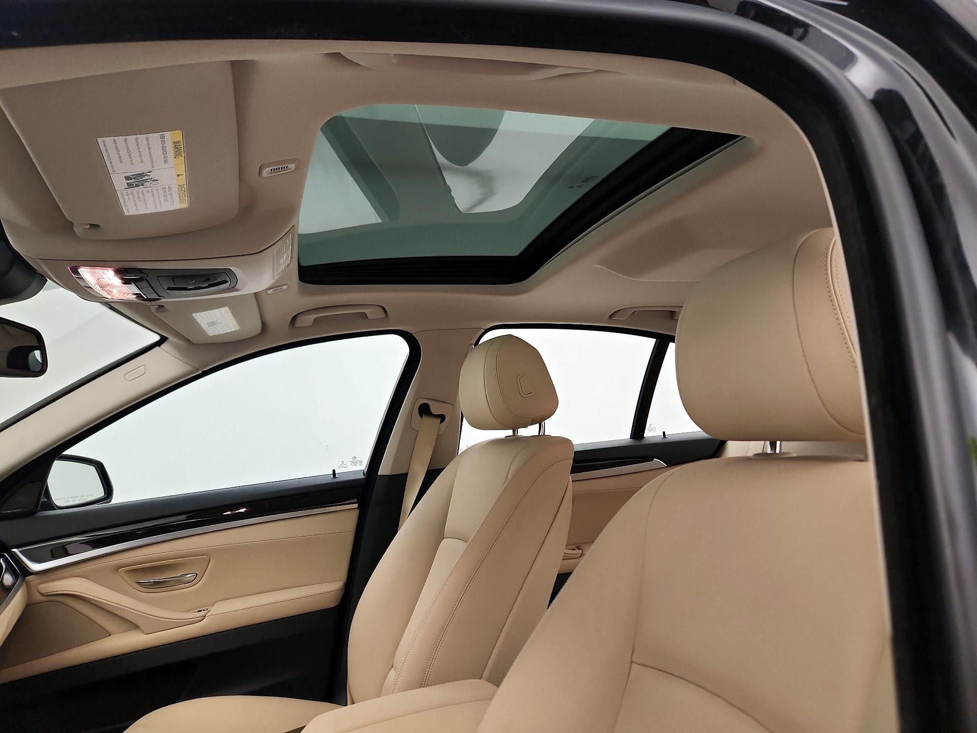 Thumbnail: 2016 BMW 5 Series - 20