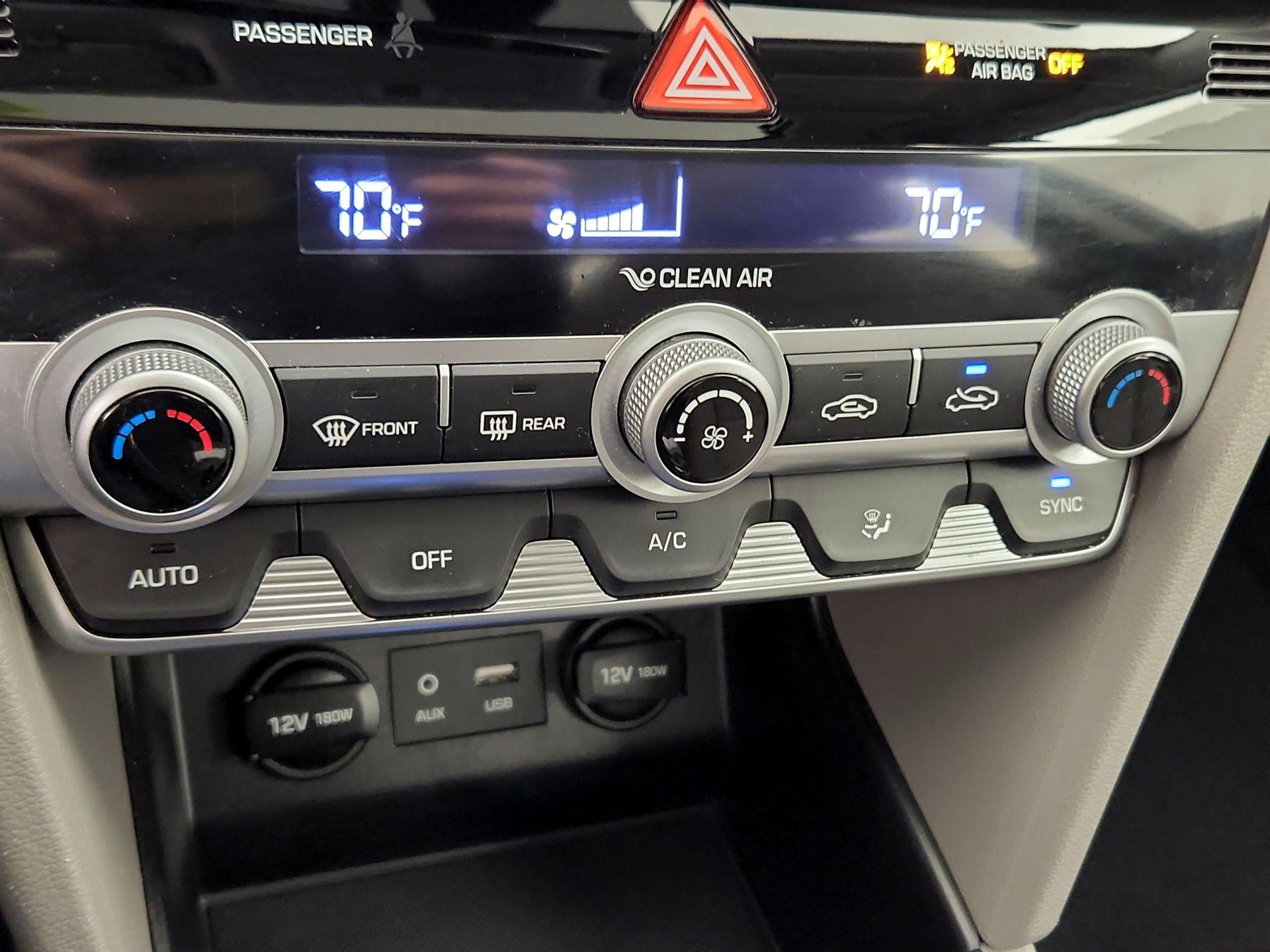 Thumbnail: 2020 Hyundai Elantra - 16