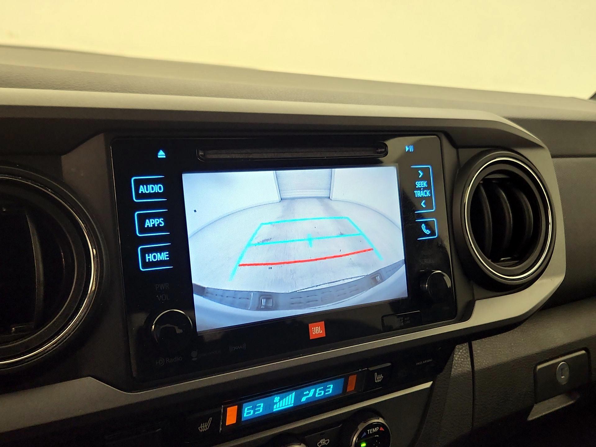 Thumbnail: 2018 Toyota Tacoma - 14