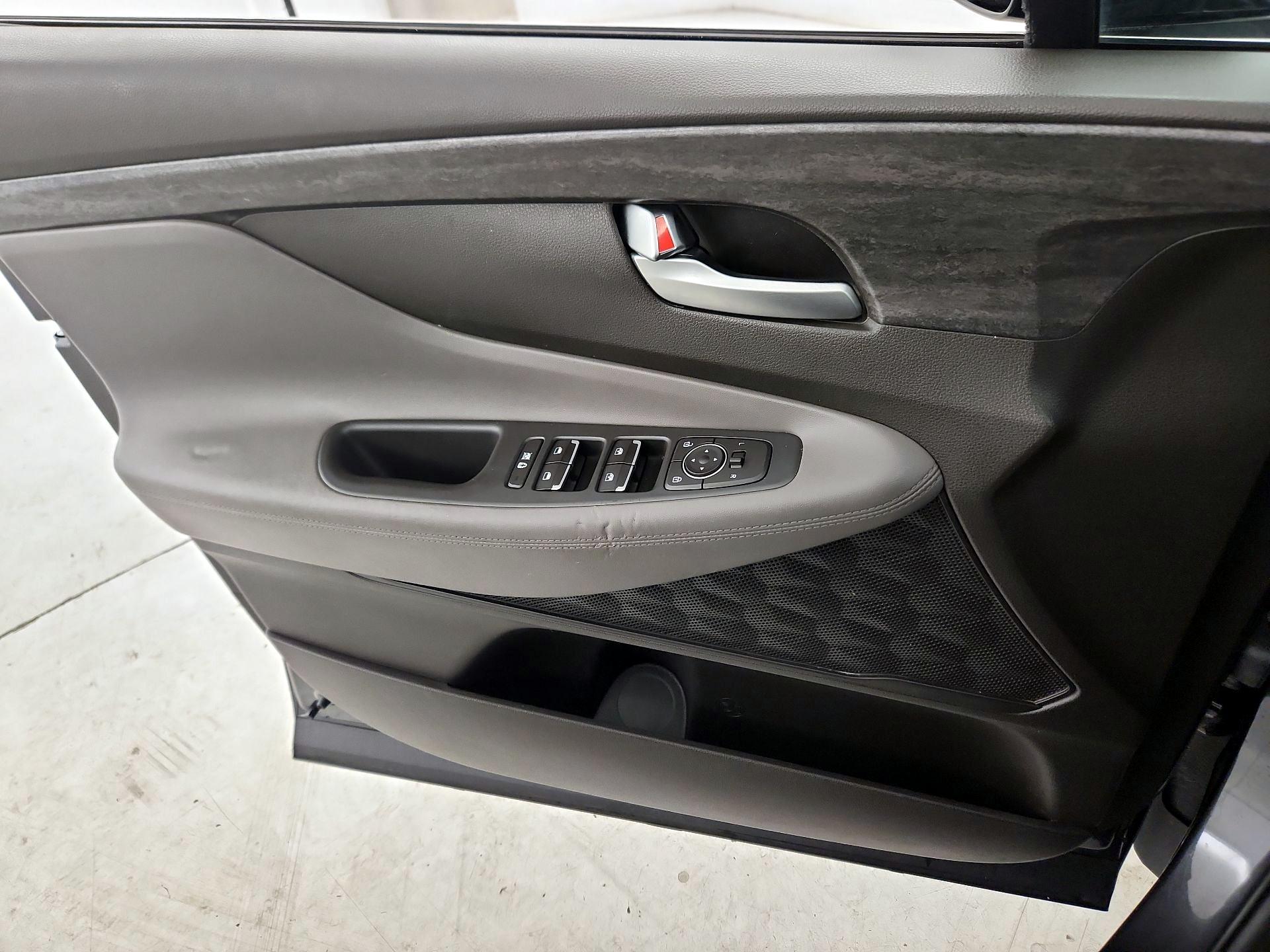 Thumbnail: 2020 Hyundai Santa Fe - 12